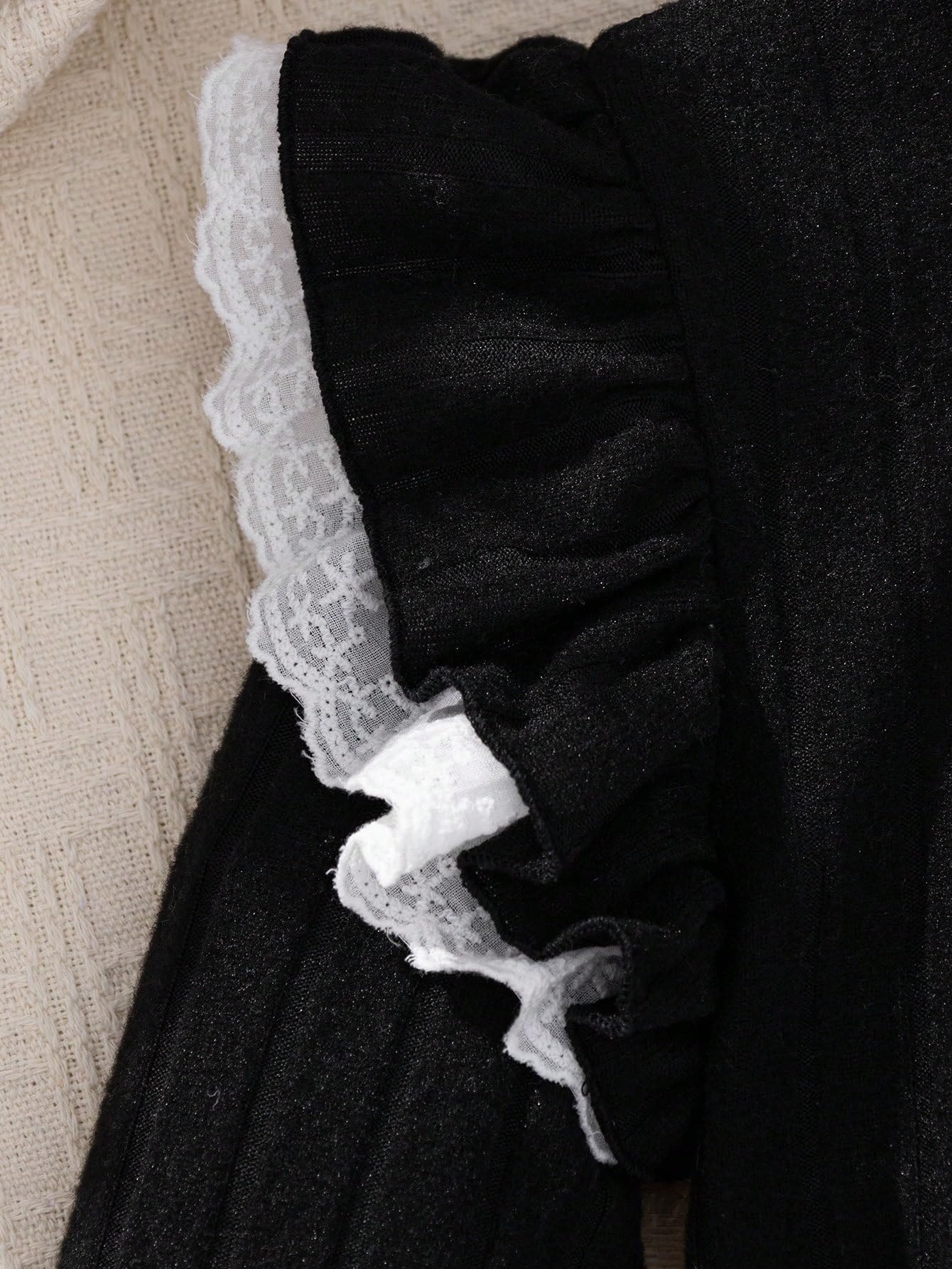 Floerns Conjunto de camiseta de manga larga y falda corta con volantes para niñas