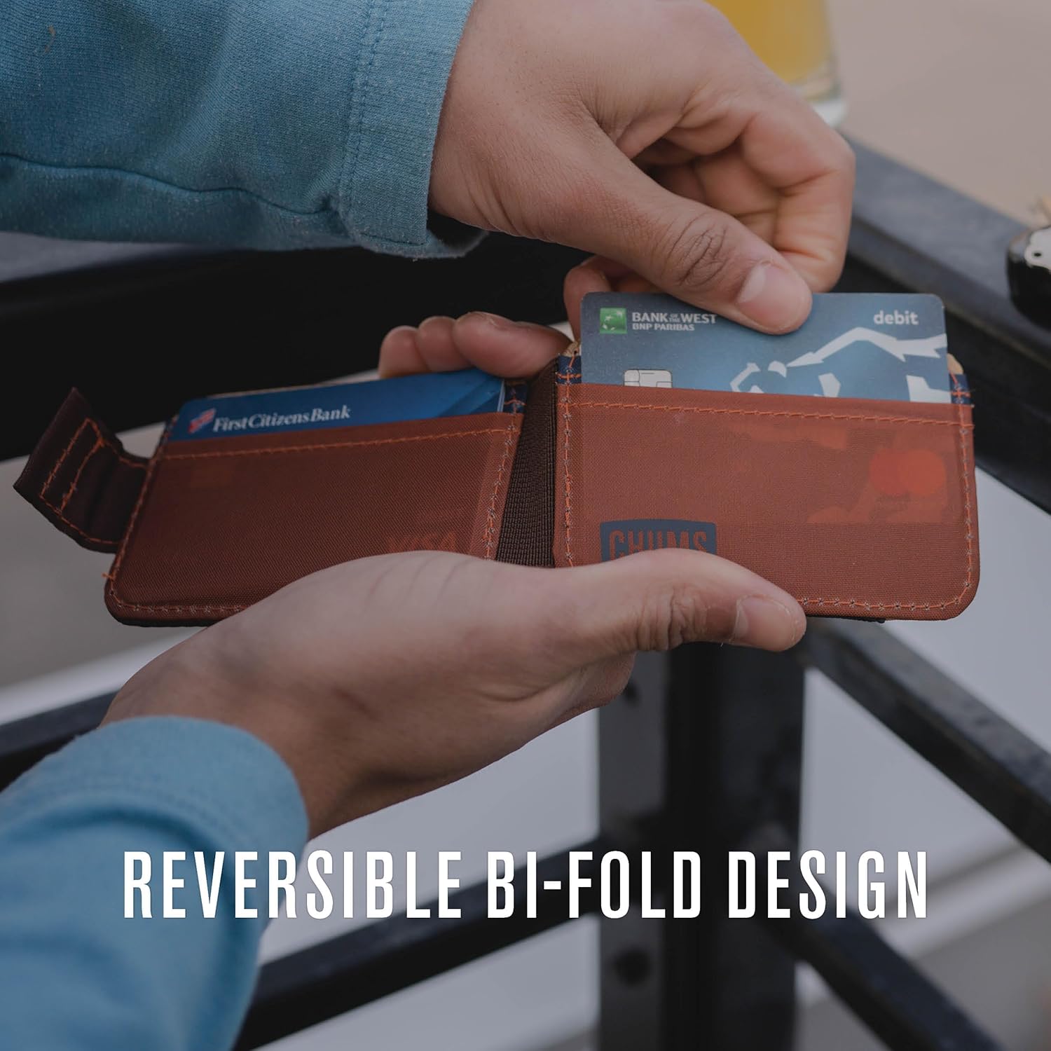 Chums Bandit Bi-Fold Wallet – Slim RFID Wallet for Men & Women, Reversible Card, ID & Money Holder (Surf) - Image 3