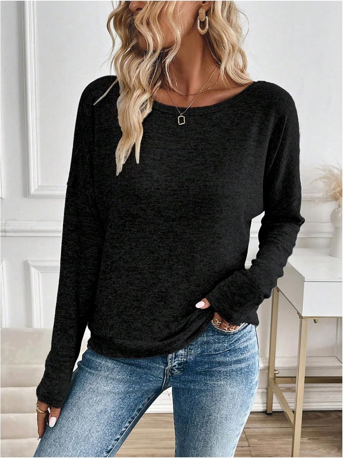 SOLY HUX Women's Twist Open Back Tops Cut Out Tee Backless Casual Long Sleeve Round Neck T Shirt Solid Black Small - Image 5