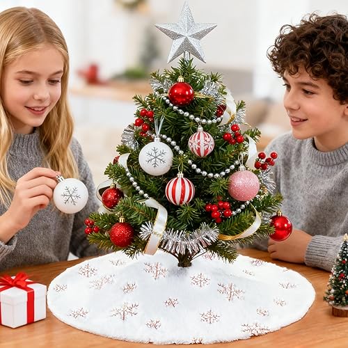 Miniatura 9 de Falda de árbol de Navidad de 48 pulgadas, falda de árbol de piel sintética de lujo con copos de nieve dorados y lentejuelas, alfombrillas grandes
