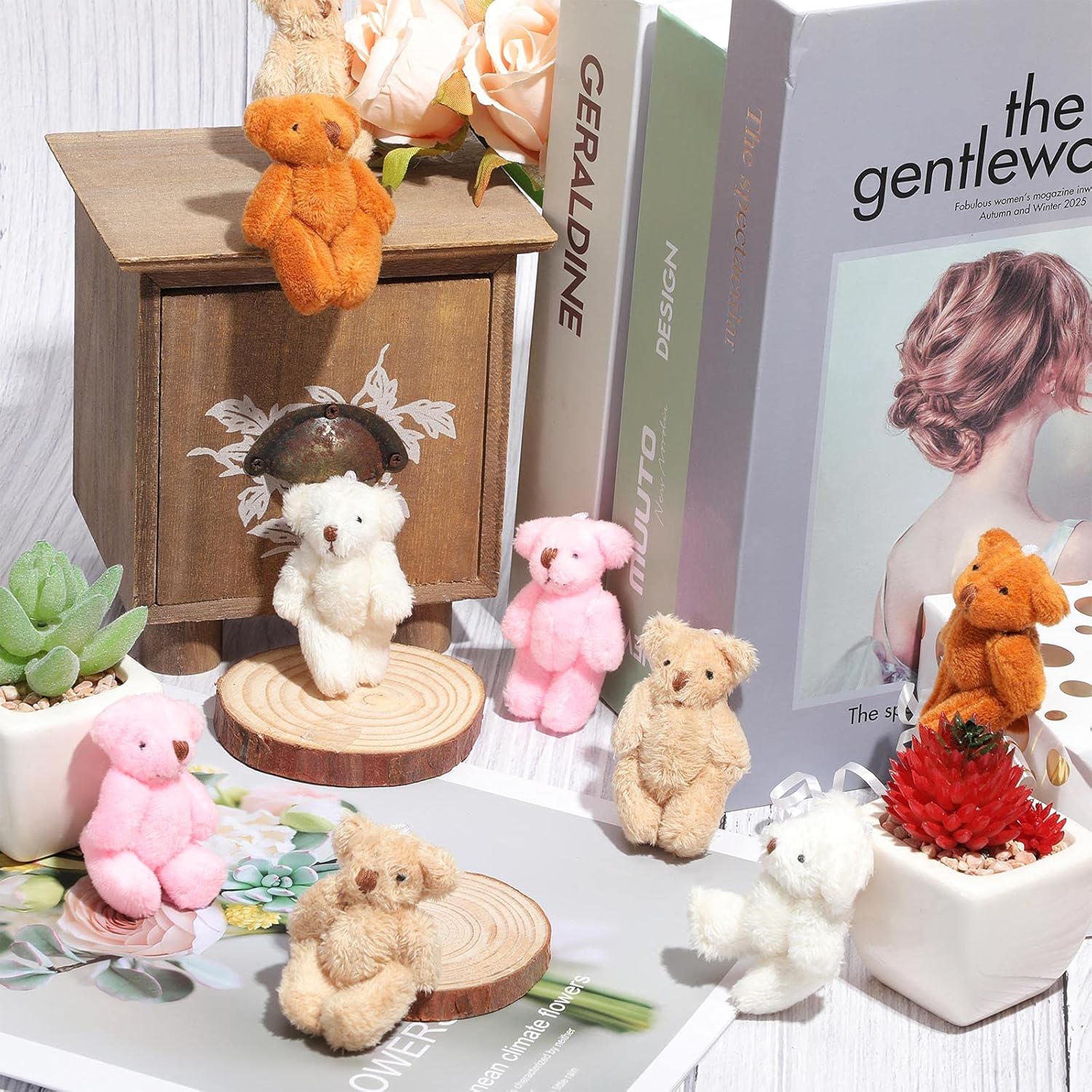 Skylety 32 Pieces Mini Bear Plush Toy Tiny Bear 2.36 Inches Mini Joint Tiny Soft Doll Stuffed Animal Toys for Birthday Cake Wedding Decoration Party Favor, 4 Colors