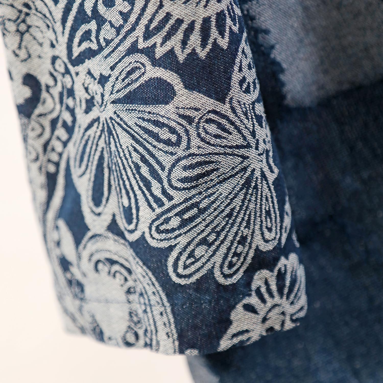 Women's Vintage V-Neck Tie-Belt Long Denim Jacket Coat Streetwear Trench Coat with Graffiti Patchwork Design - Image 7