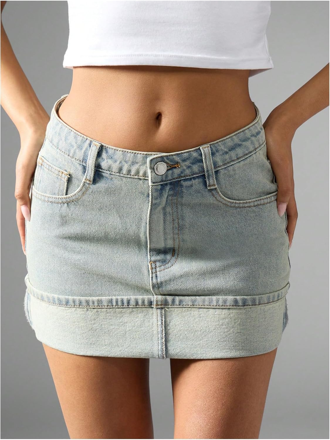 WDIRARA Women's Low Rise Bodycon Denim Mini Skirt Fold Jean Skirts Streetwear - Image 4