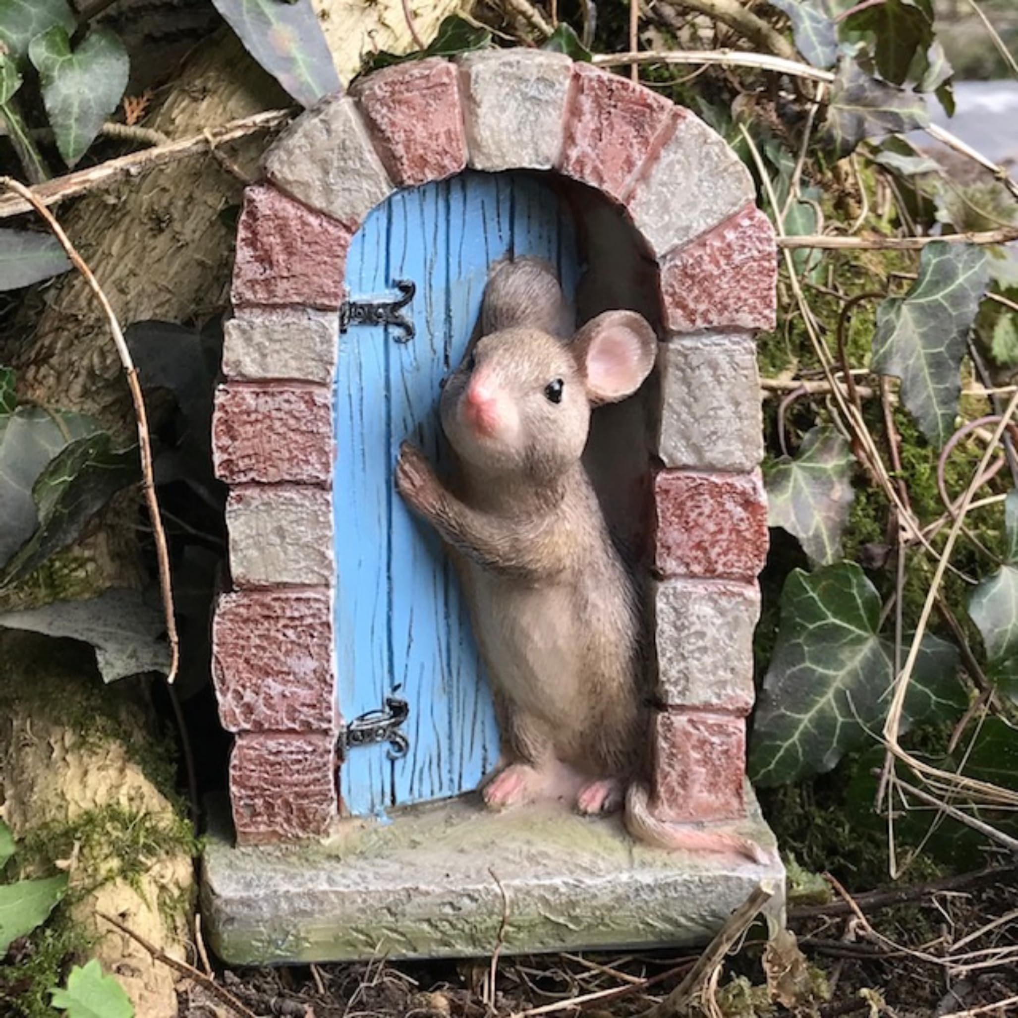 Animal Crackers Heavy resin Mouse doorway fairy garden door ornament decoration mice lover gift