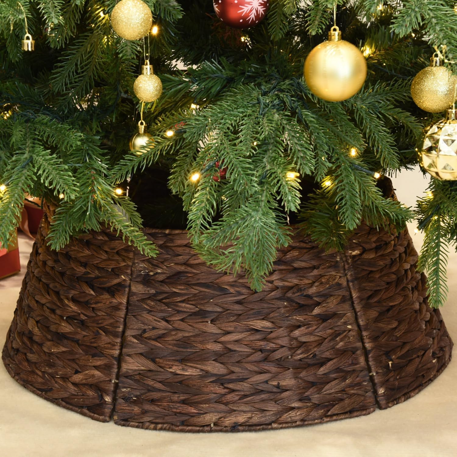 YoleShy 26'' Christmas Tree Collar Hand-Woven Natural Water Hyacinth Base Cover Beautiful Basket Xmas Tree Decor (Brown)