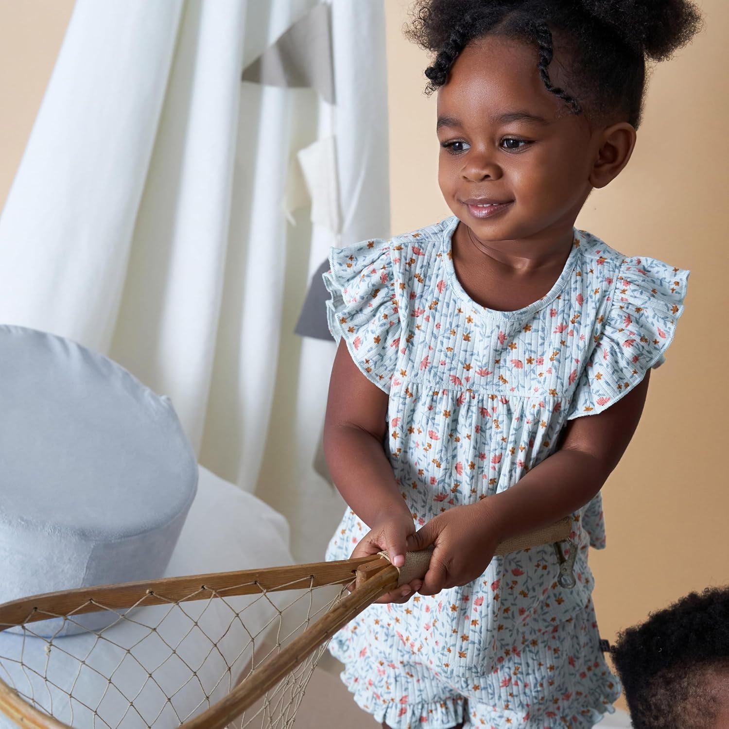 Modern Moments by Gerber baby-girls 4-piece Set (2 Flutter Sleeve Top & 2 Ruffle Wide Leg Short) - Image 5