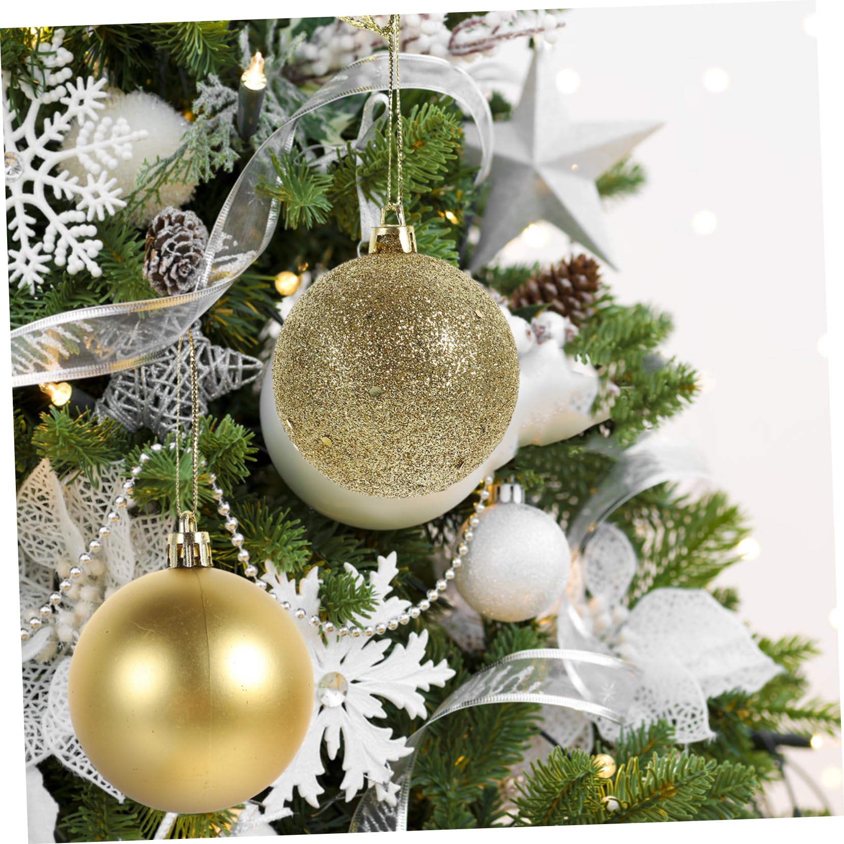Bolas De Navidad Colgantes Doradas 3-6 Cm Decoraciones Navideñas Festivas para Árbol Familiar Caja De 100 Piezas Ligeras para Hogar y Fiestas