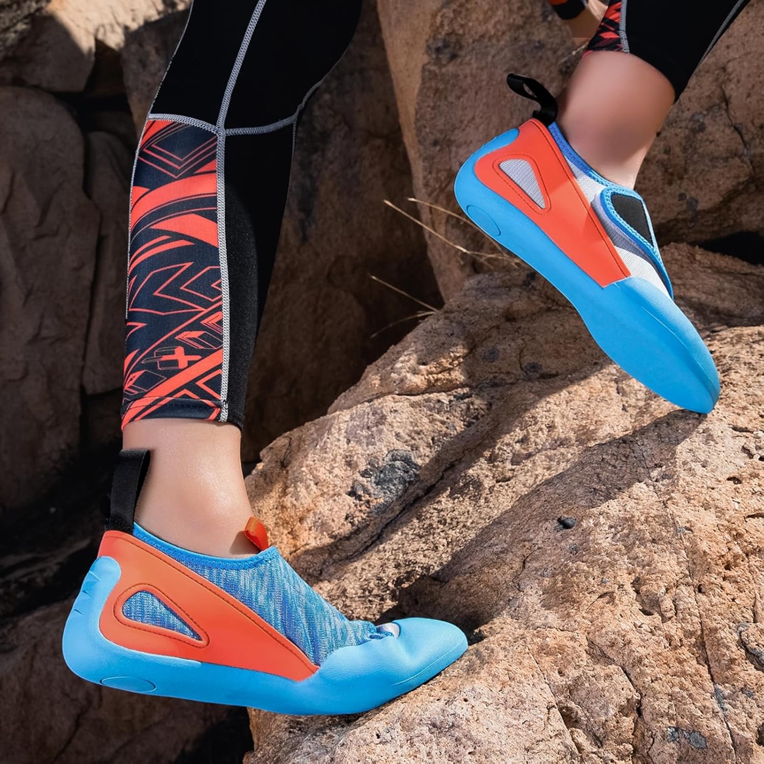 Rock Climbing Shoes Men Non-Slip Slip-On Beginner Bouldering Shoes Breathable for Gym & Outdoor Climbing