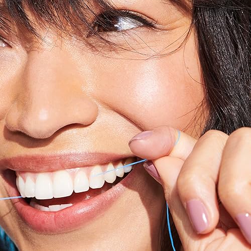 Miniatura 4 de REACH POP - Hilo dental  Cera vegana y sin PFAS  Duradero y resistente a las trituraciones  Se desliza suavemente y fácilmente  Eliminación efectiva