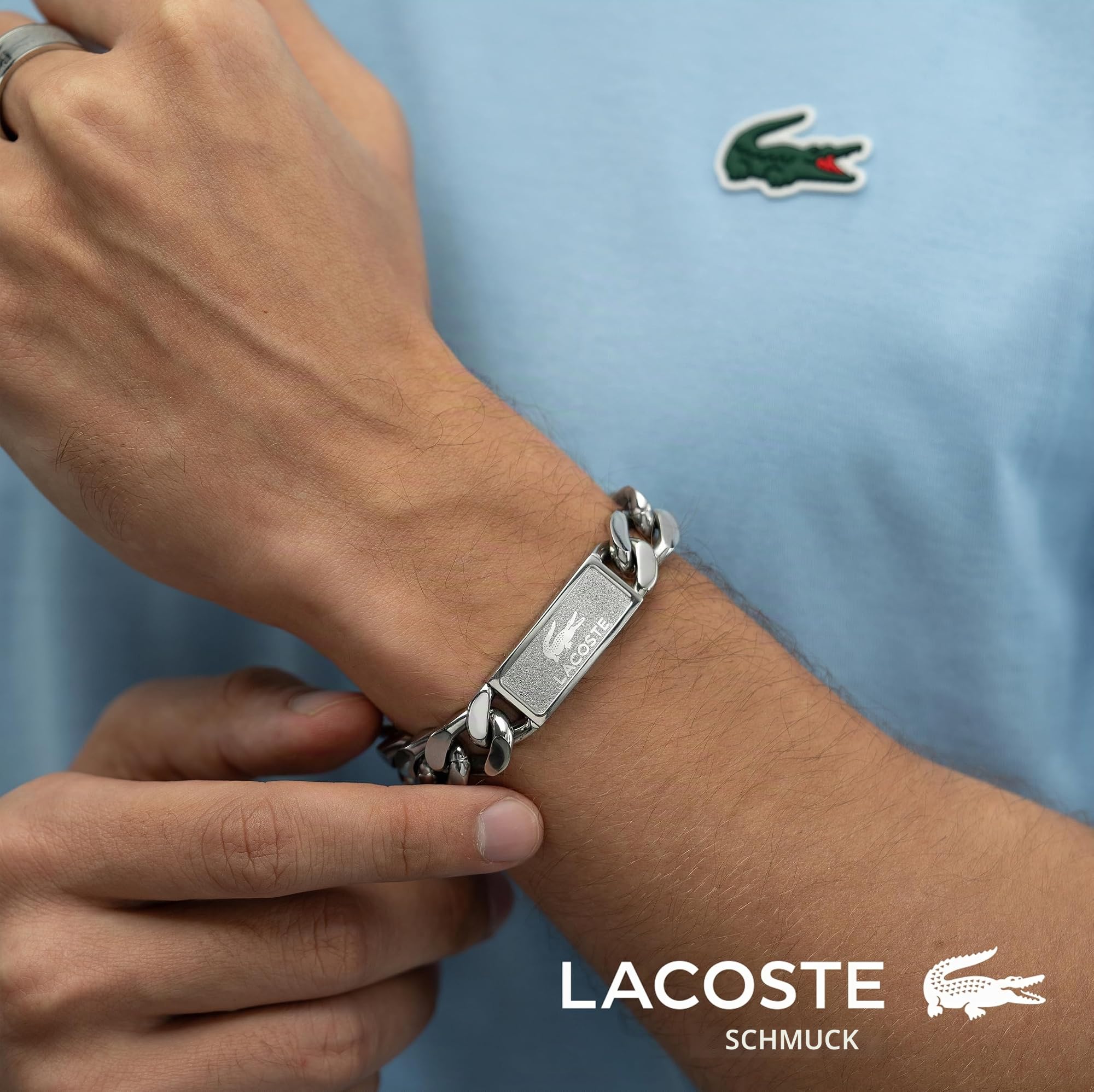 Lacoste Gliederarmband für Herren Kollektion BACKHAND aus Edelstahl mit einer Gravierten Plakette - Erhältlich aus Gold oder Silber