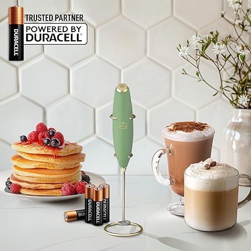 Vista 1027 de Zulay Kitchen - Espumador de leche de mano con pilas AA Duracell: batidora de bebidas resistente para café, latte, capuchino y más, color aurora