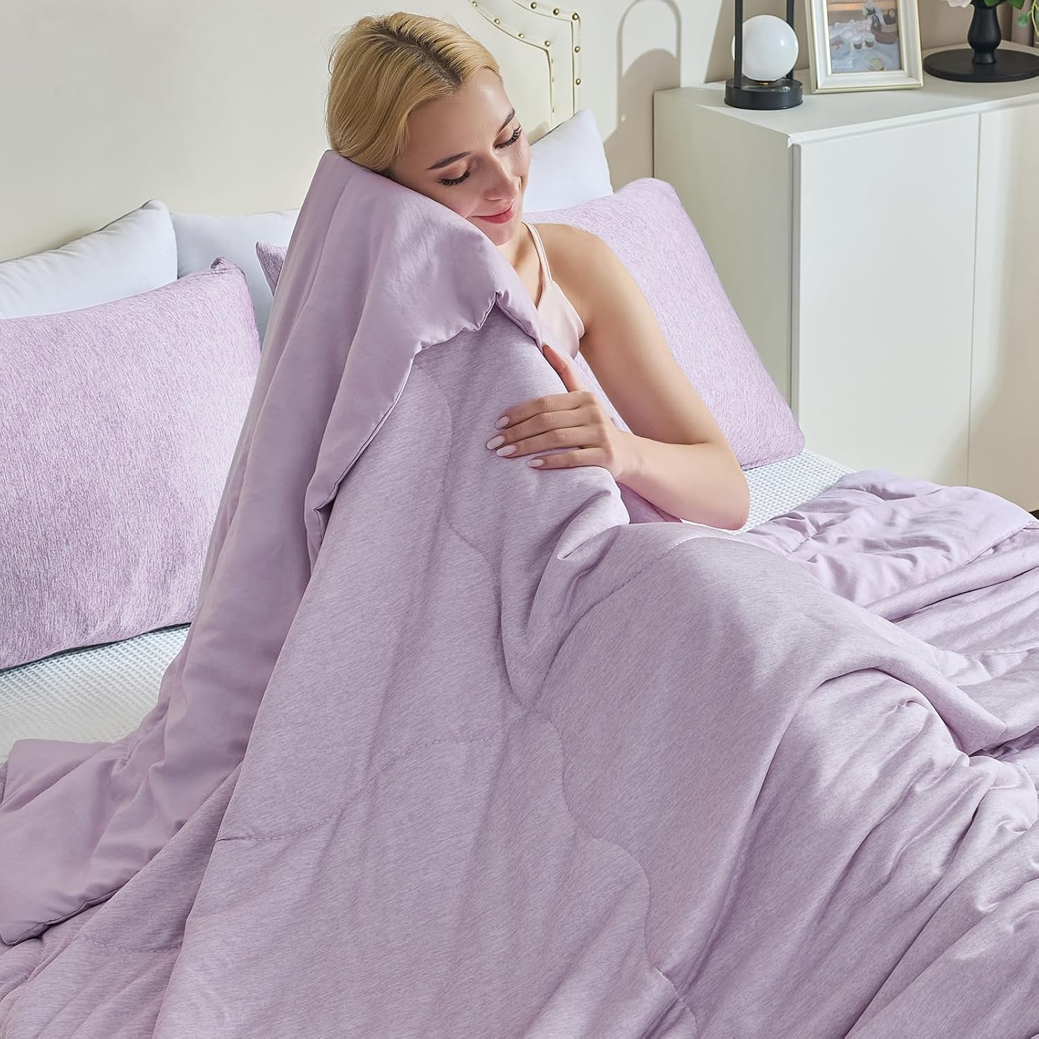 CHOSHOME Cooling Comforter, Cooling Blanket for Hot Sleeper, Q-Max 0.45 Arc-Chill Cooling Fiber, Cool Soft Thin Breathable Summer Blanket for Bed, Couch (60" x 90", Purple)