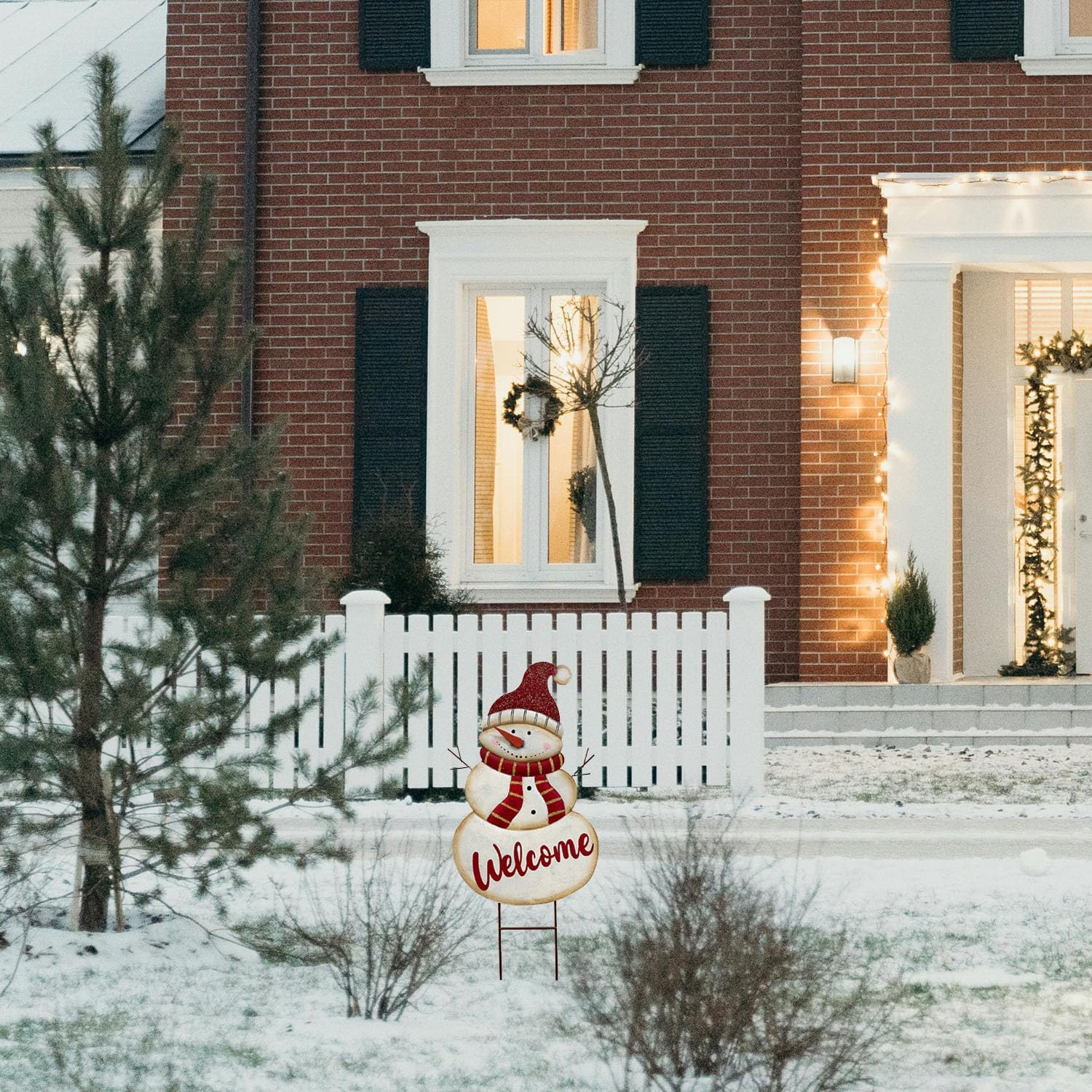 SAGUZOU 25-Inch Christmas Snowman Welcome Stakes – Festive Red & White Outdoor Decoration for Winter Holiday Xmas Cheer – Perfect for Front Yard, Garden, or Porch Decor