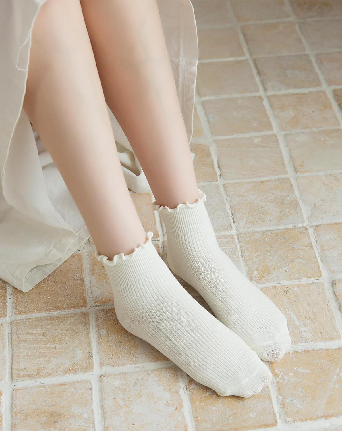 Yawlsow Women's Ruffle Socks, 6Pairs Frilly Ankle Turn-Cuff Socks, Cotton Lettuce Crew sock - Image 7