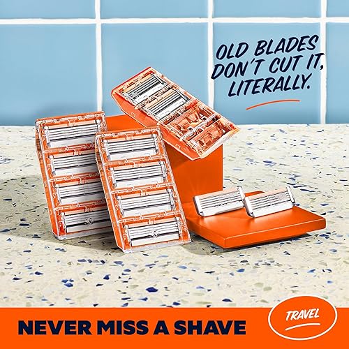 Vista 14 de Dollar Shave Club Juego de afeitado de viaje 4 cartuchos de repuesto de enjuague rápido, 1 mango, 1 cubierta de afeitar Negro