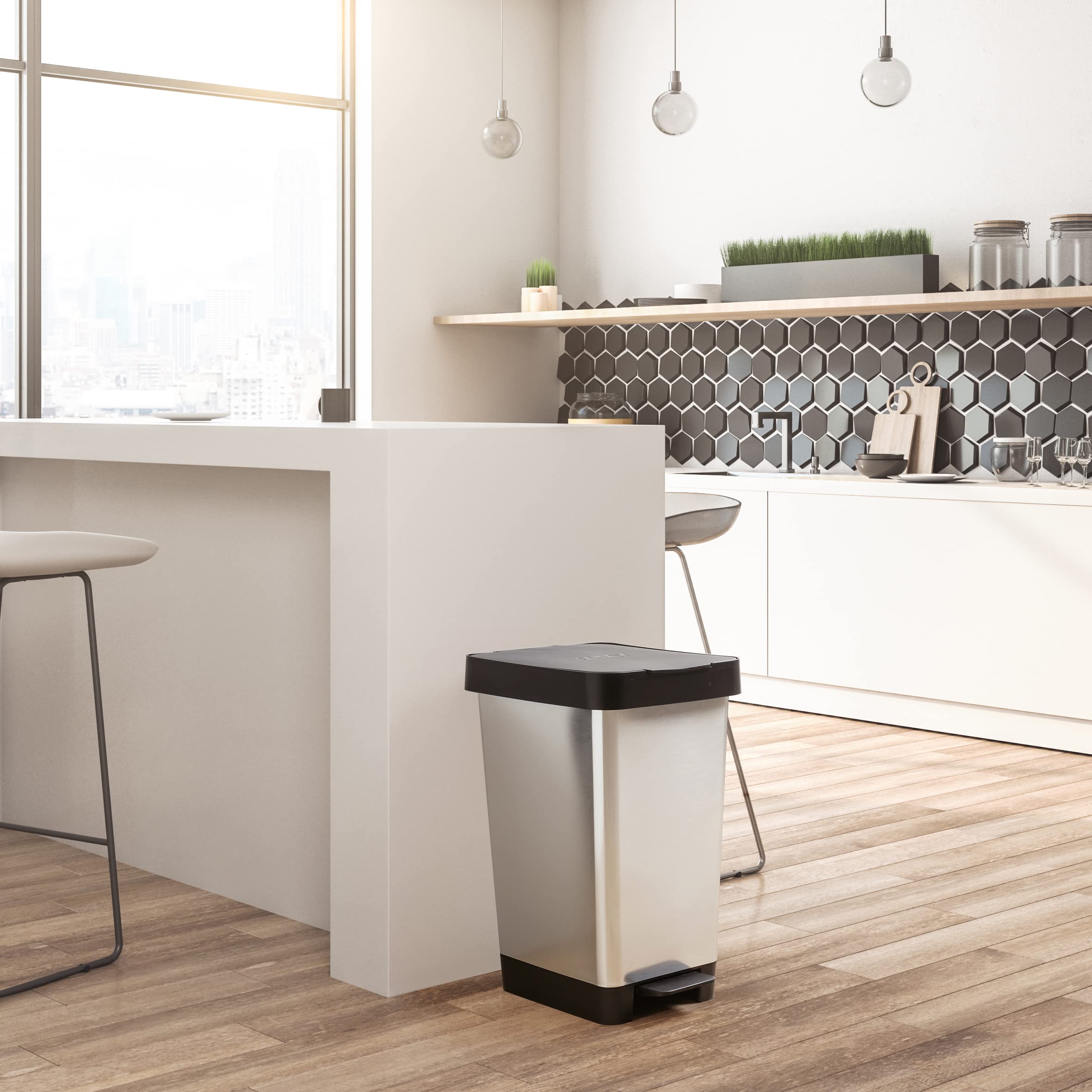 Tatay Cubo de Basura Cocina con Pedal Smart Deco 25L | Diseño Compacto y Funcional | Uso Interior y Exterior | Apto para Bolsas de 30L | Plástico Resistente Libre de BPA | 26x36x47cm, Gris Metalizado
