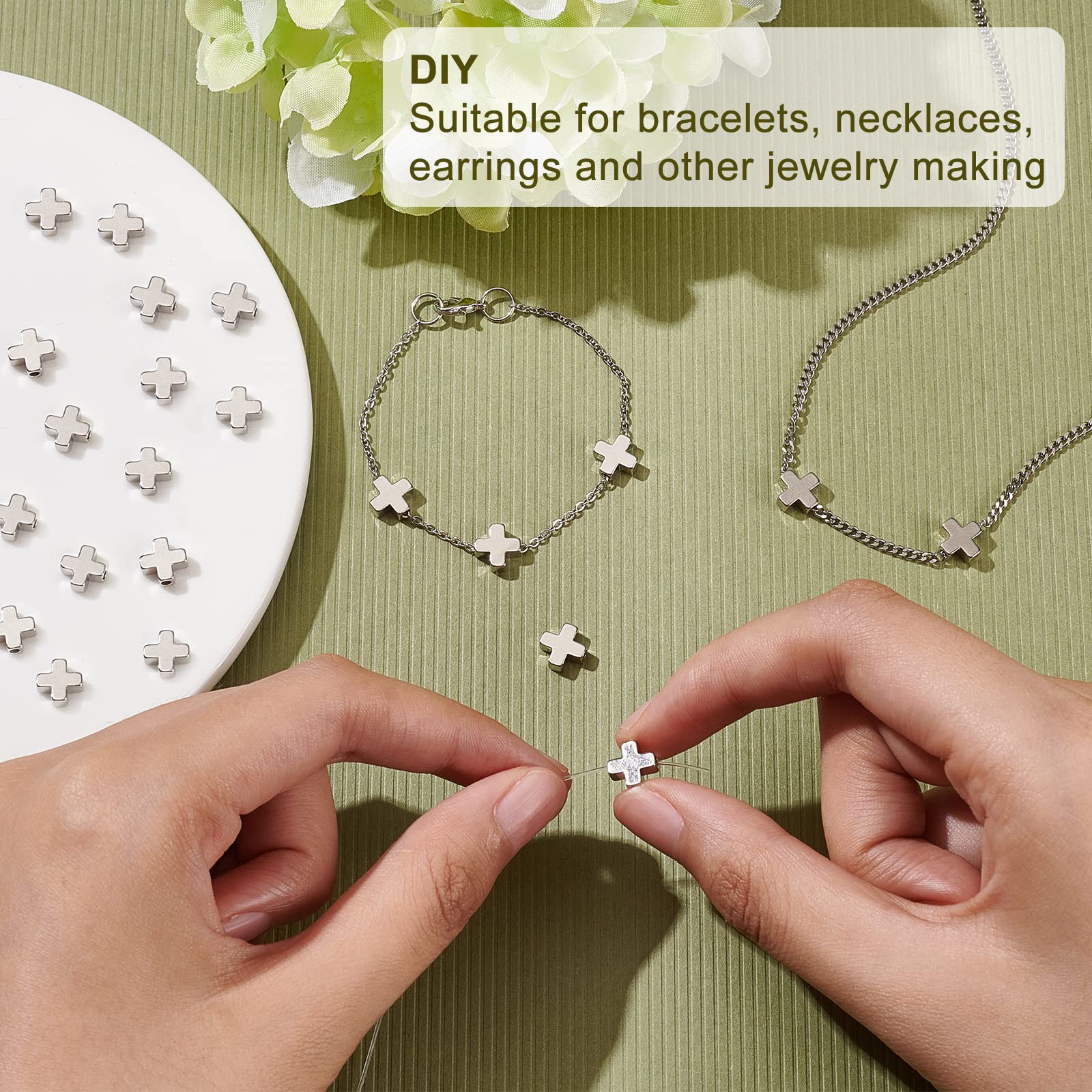 Beebeecraft 1 Boîte De 40 Perles D'Espacement Croisées Plaquées Or 18 Carats Style Tibétain, Perles Crucifix En Vrac Pour La Fabrication De Bijoux, Colliers, Bracelets, Loisirs Créatifs