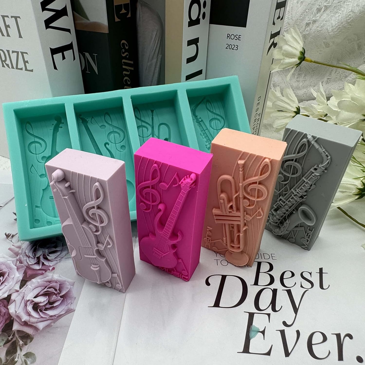 4 Cavities Musical Silicone Soap Mold Scented Wax Resin Gypsum Crafts Silicone Mould Guitar Bass Trumpet Saxophone Design Soap Silicone Molds Moulds