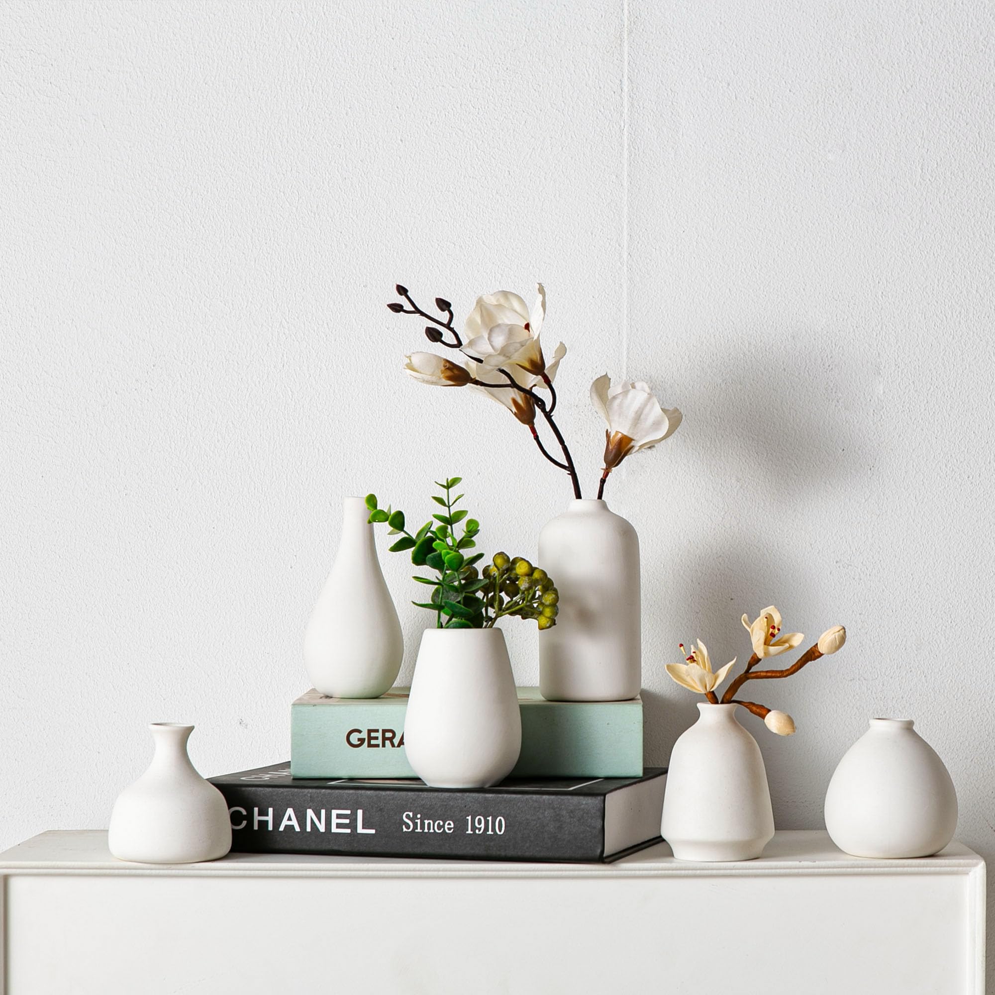 Tanvecle Weiße Keramik Knospenvase 11er Set, Kleine Vasen für Pampasgras, Blumen, Mini Vasen für Moderne Wohnkultur, Minimalistische Dekor, für Wohnzimmer, Esstisch & Regale