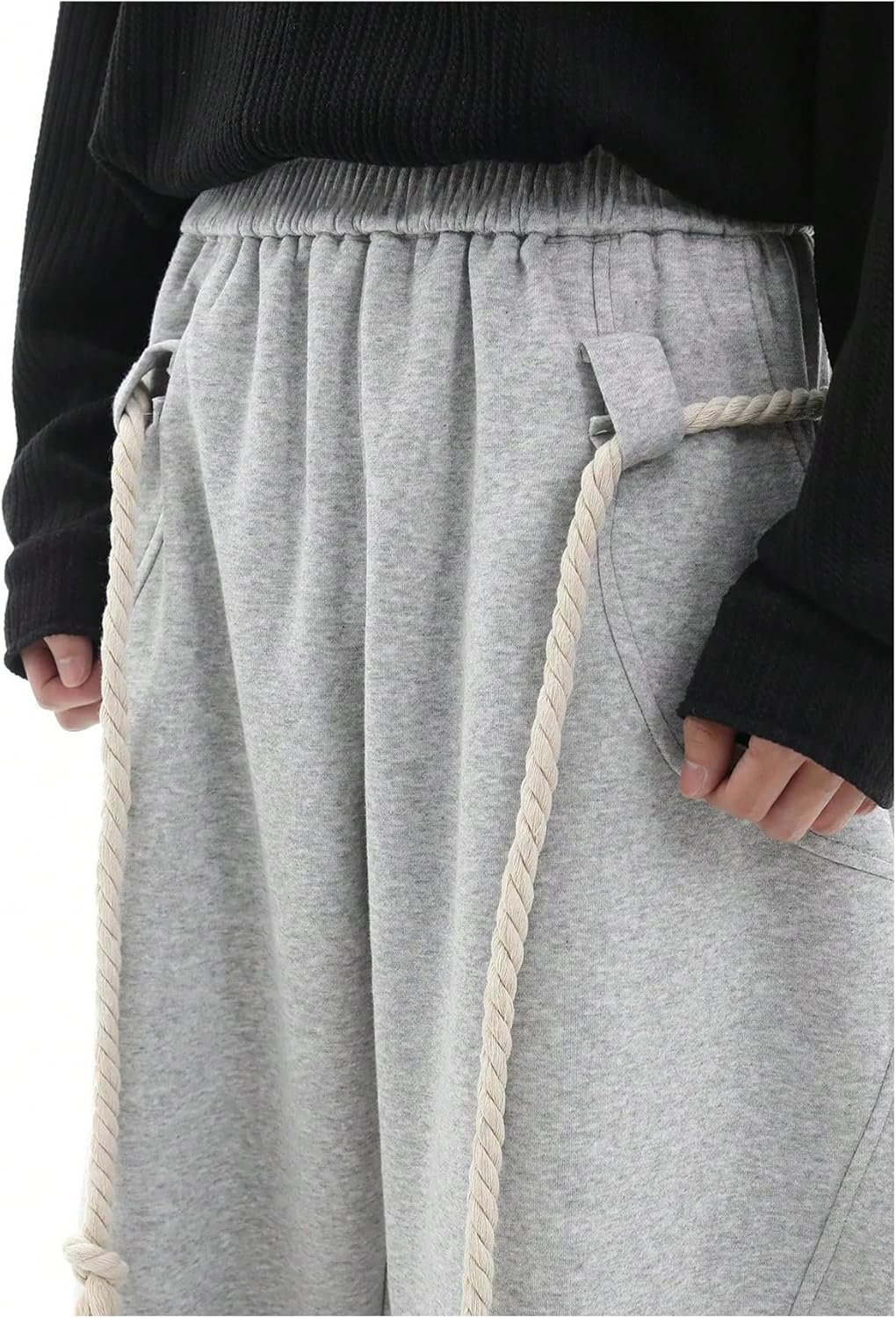 Verdusa Men's Baggy Sweatpants Y2K Athletic Wide Leg Pants Elastic Waist Barrel Trousers with Pockets - Image 5