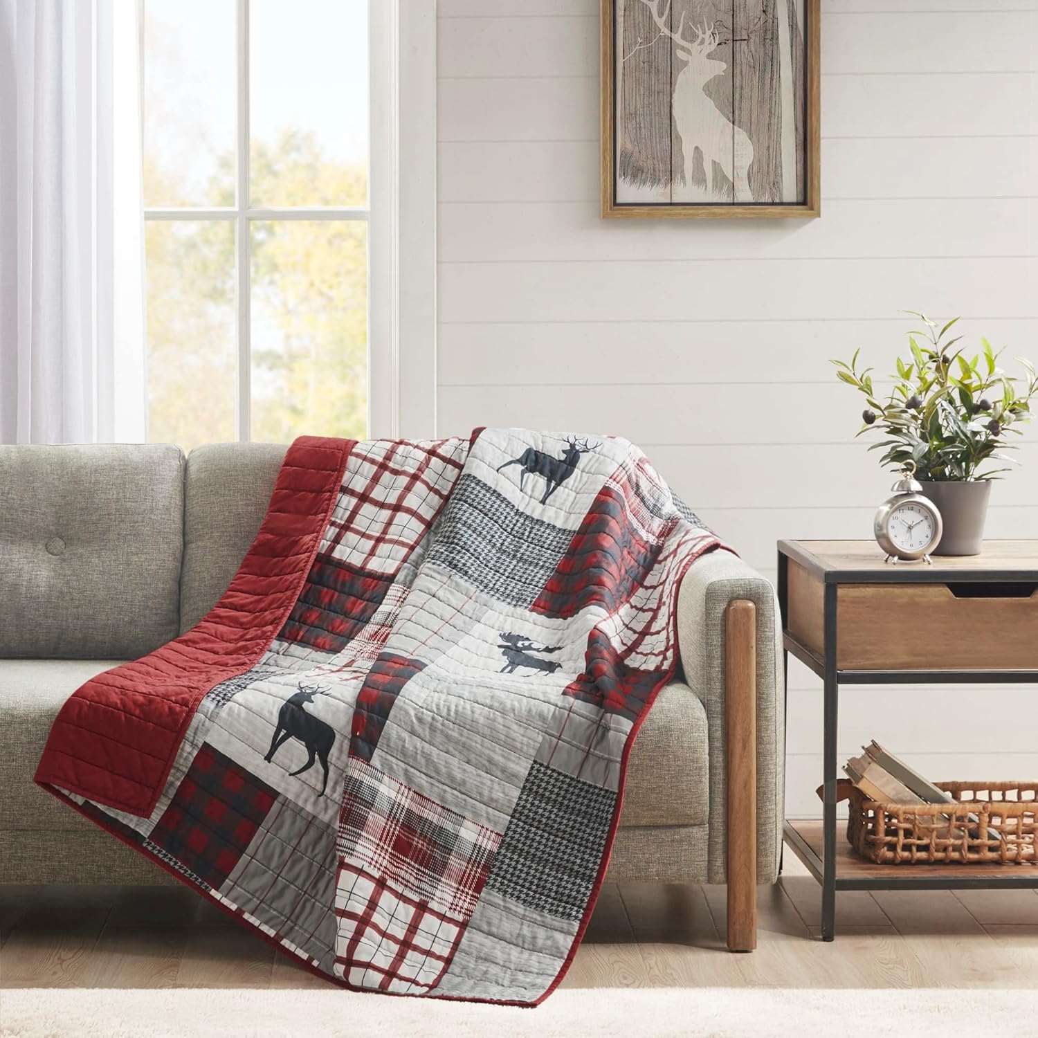 Woolrich Luxury Quilted Throw Cabin Lifestyle, Patchwork