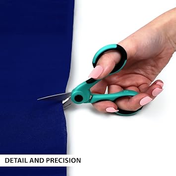 SINGER ProSeriesTM Sewing Scissors Bundle, Fabric, Detail & Snips, 3 Count | Tempered stainless steel 3-piece set: 8.5 inch fabric shears, 4.5 inch detail scissors, 5 inch thread snips, comfort grip