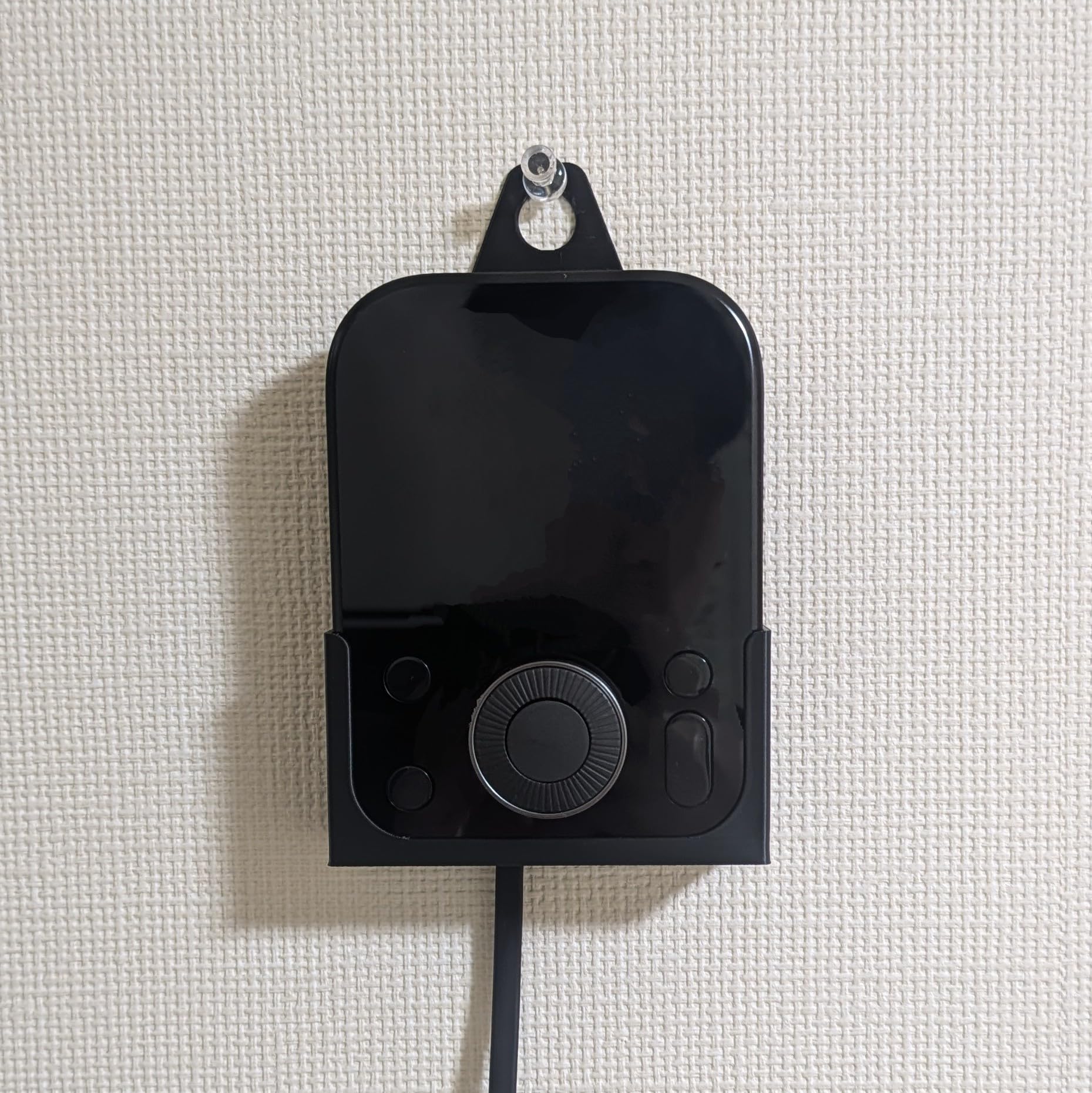 Amazon.co.jp: ハブ3専用画鋲で留める壁掛けホルダー ハブ3 専用 互換