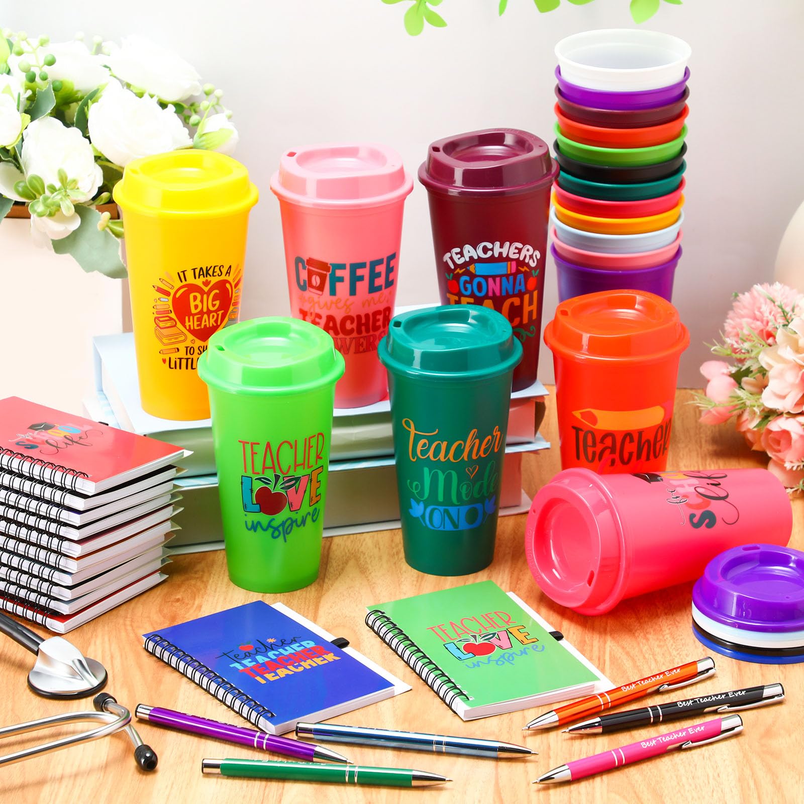 Teenyyou Juego de 72 piezas de regalo de agradecimiento para profesores, incluye tazas de café de plástico de 16 onzas con tapa, cuadernos motivacionales y bolígrafos para mujeres, profesoras