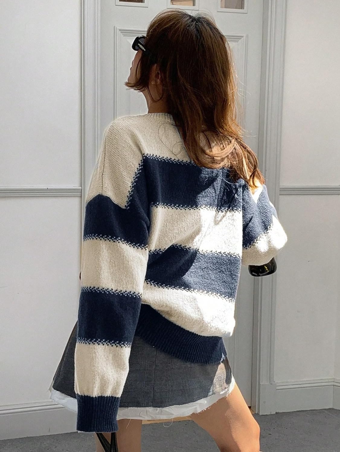 SKAYS Women's Retro Contrast Striped Sweater Loose Round Neck Long Sleeve Knitted Pullover - Image 2