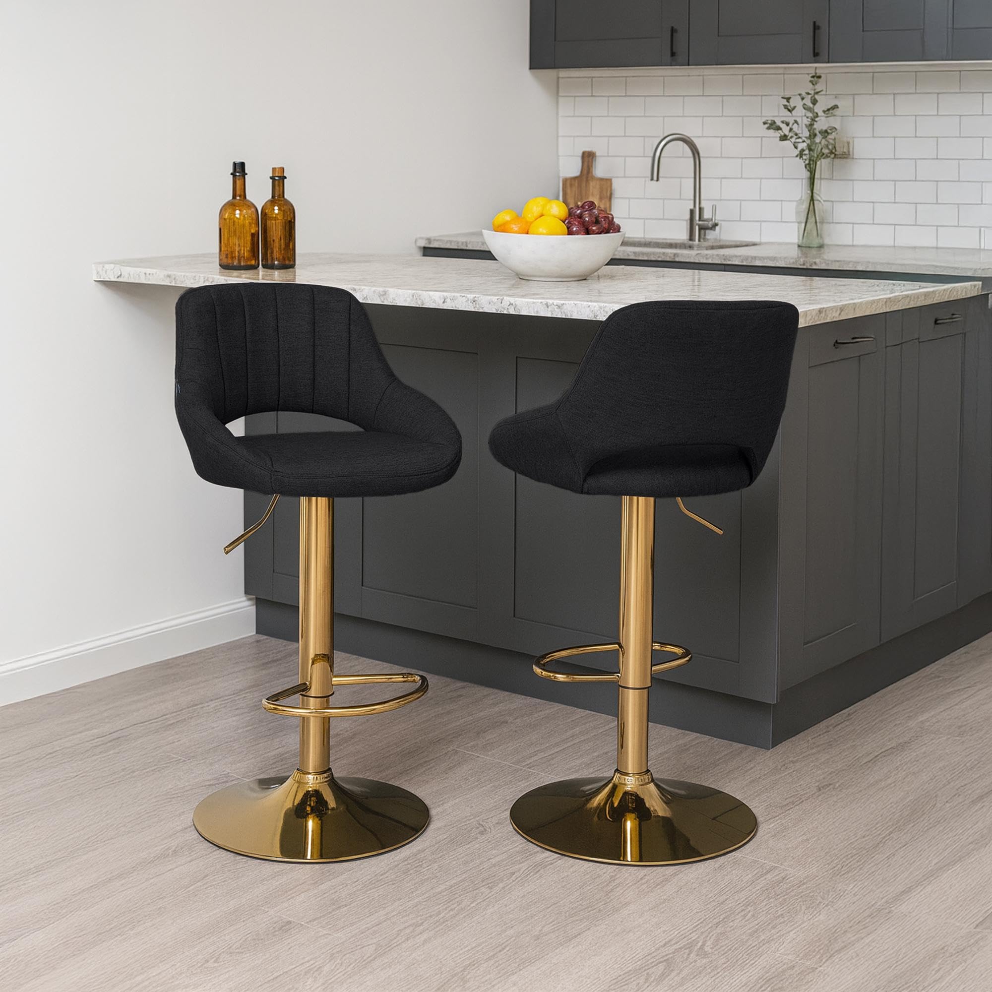 CLP Juego de 2 taburetes de Bar Milet Ajustables en Altura con Respaldo, Asientos Acolchados con tapizado de Tela, | Color Negro Material del Soporte Oro metálico