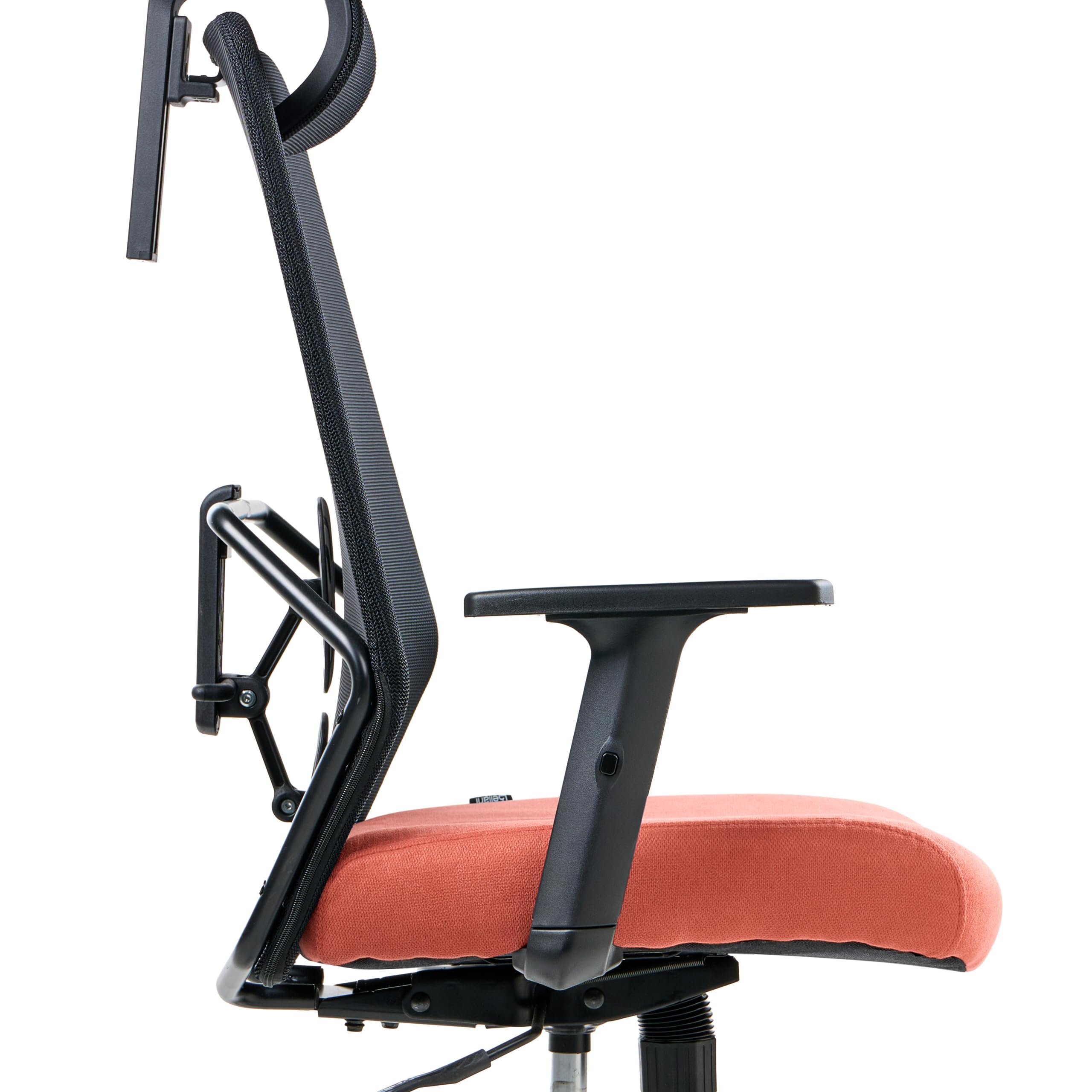 Beliani Silla de Oficina Multifuncional tapicería de Malla reposabrazos y reposacabezas Ajustables Ajuste de la Altura del Asiento Base giratoria inclinación del Respaldo Negro y Rojo Oryn