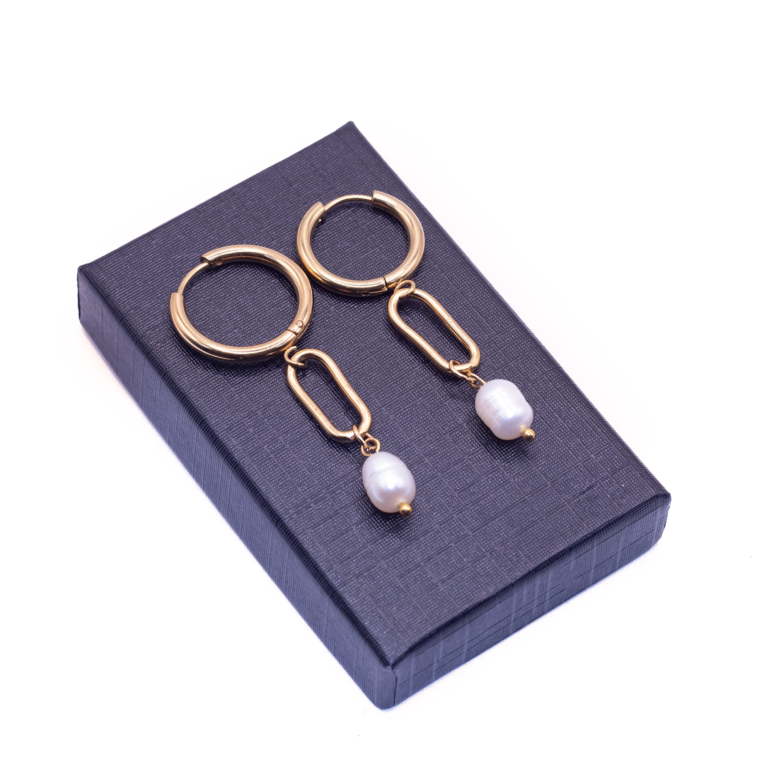 NILUXE DESIGN Pendientes perla y aro acero inoxidable - Pendientes aro y perlas acero dorado - Pendientes aro y perlas juveniles - Pendientes muy a la moda para lucir en cualquier ocasión -Ideales para regalar