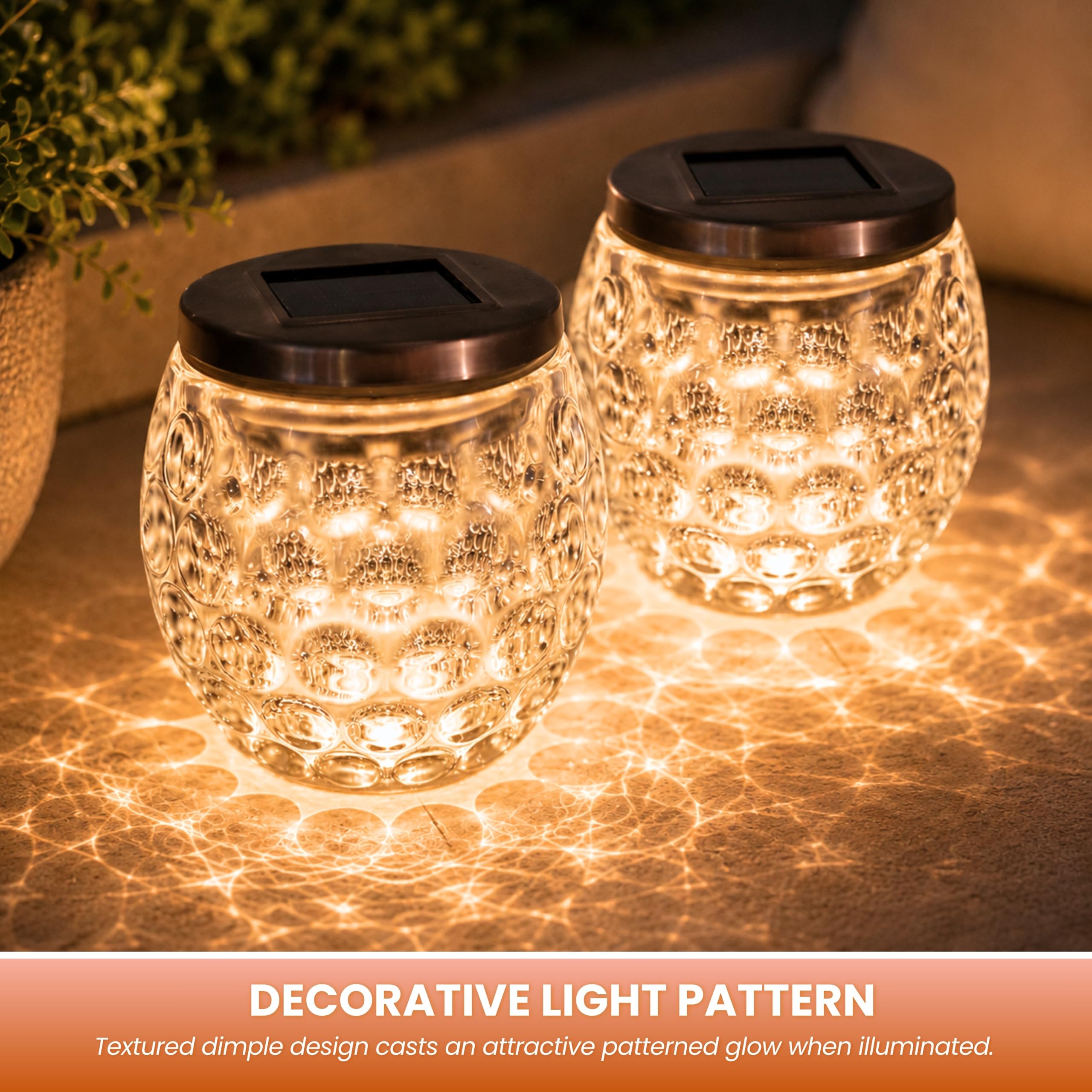 Garden Mile Juego de 2 luces solares de vidrio para tarros, linternas solares LED de color blanco cálido con sensor de encendido/apagado automático, luces de mesa de vidrio pesado con hoyuelos para