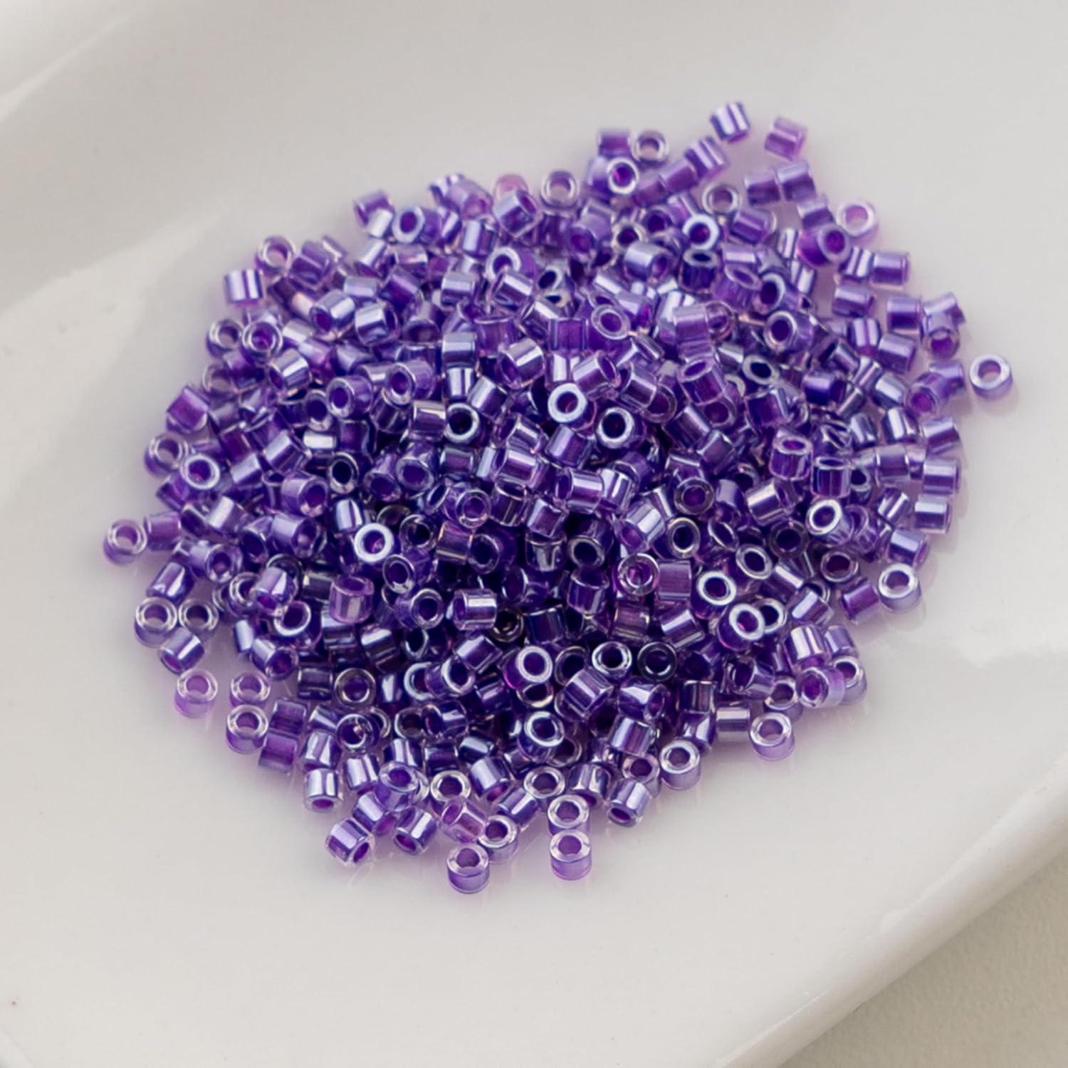 John Bead 25g Cylin Beads Lavender Gemdust 11/0 Glass Cylindrical Seed Beads for Jewelry Bracelets Necklaces Earrings Making Embroidery