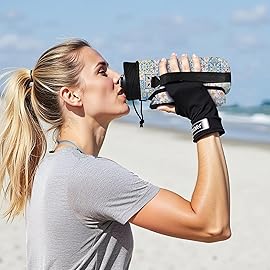 icolor Water Bottle Carrier Bag with Strap 25/32/40 oz Crossbody Bottle Holder with Phone Pocket Sling Sleeve Insulated Neoprene Water Bottle Pouch for Walking Travelling (Bohemia, 25oz)