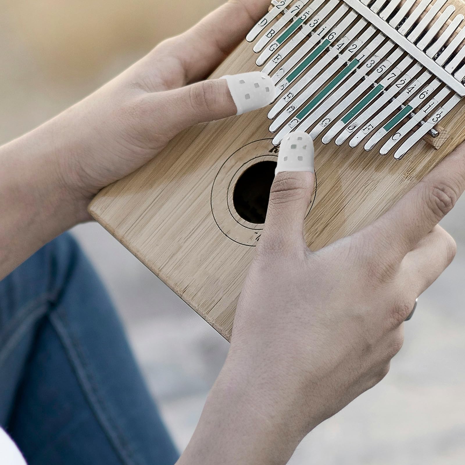 Hemobllo Kalimba Fingerschutz 10 Stück Transparent Silikon Daumenklavier Daumenschützer für Kalimba Spieler Fingerkuppenschutz und Rutschfestigkeit