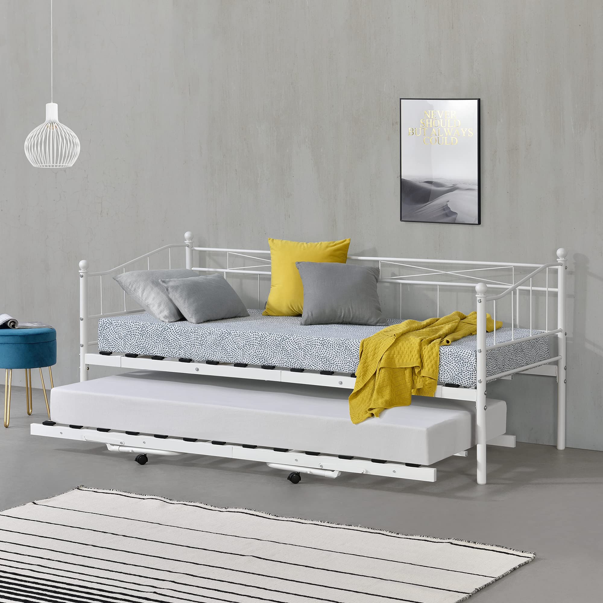 [en.casa] Metall Tagesbett Skutskär 90x200cm Bettsofa mit ausziehbarer Liege Schlafsofa Kojenbett Weiß