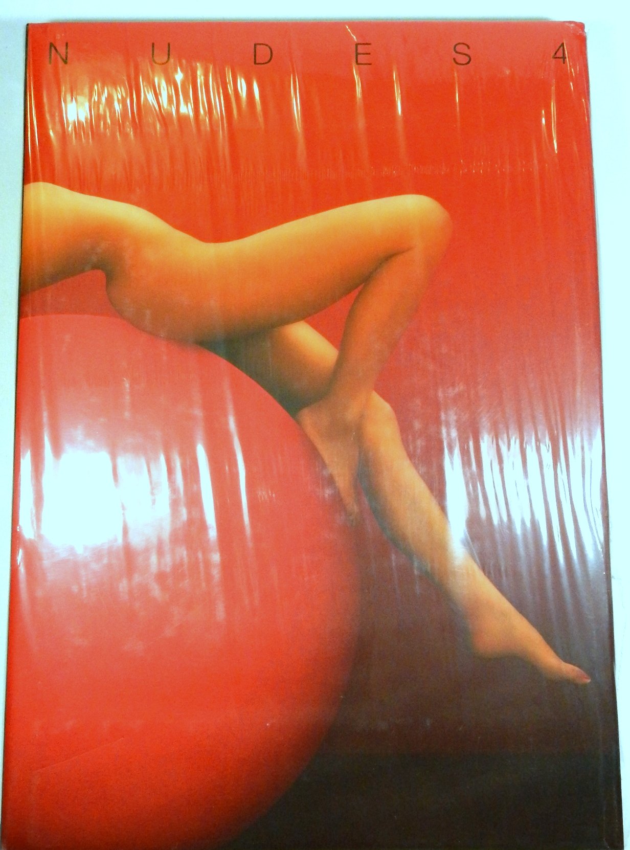 Graphis Nudes 4: v. 4