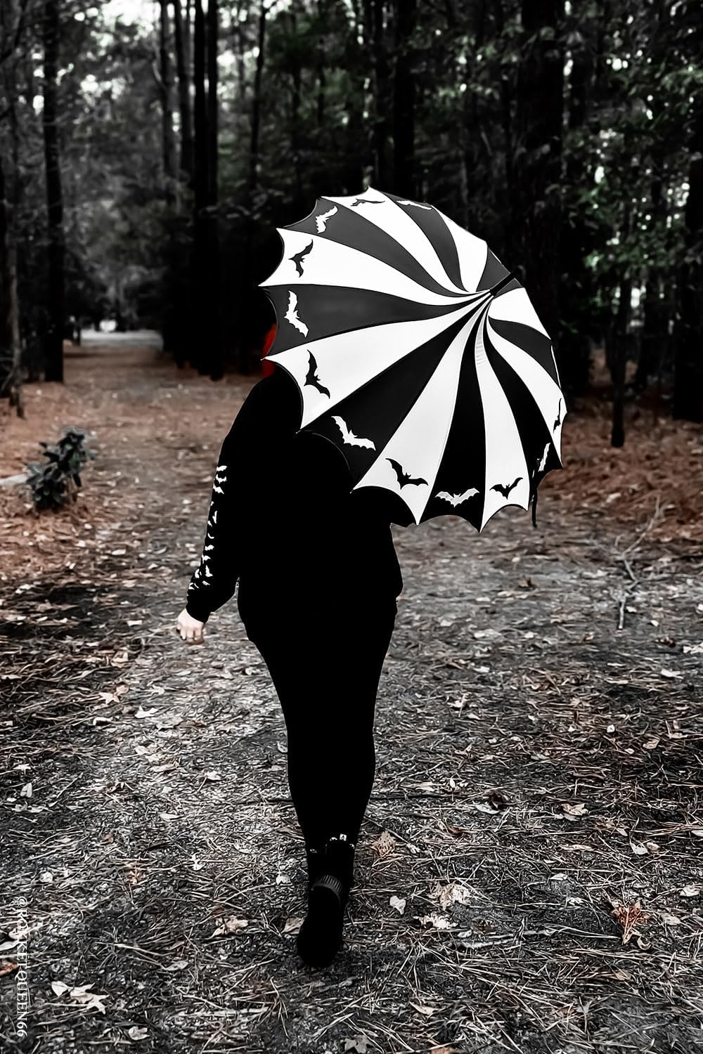 VampireFreaks Batwing Pagoda Umbrella