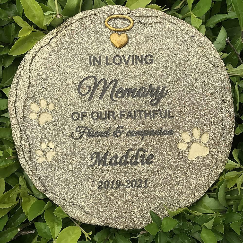 Engraved Pet Memorial Garden Stone, Personalized Pet Grave Marker Tombstone Garden Stone, Indoor Outdoor Dog or Cat for Garden Backyard Marker Grave Tombstone