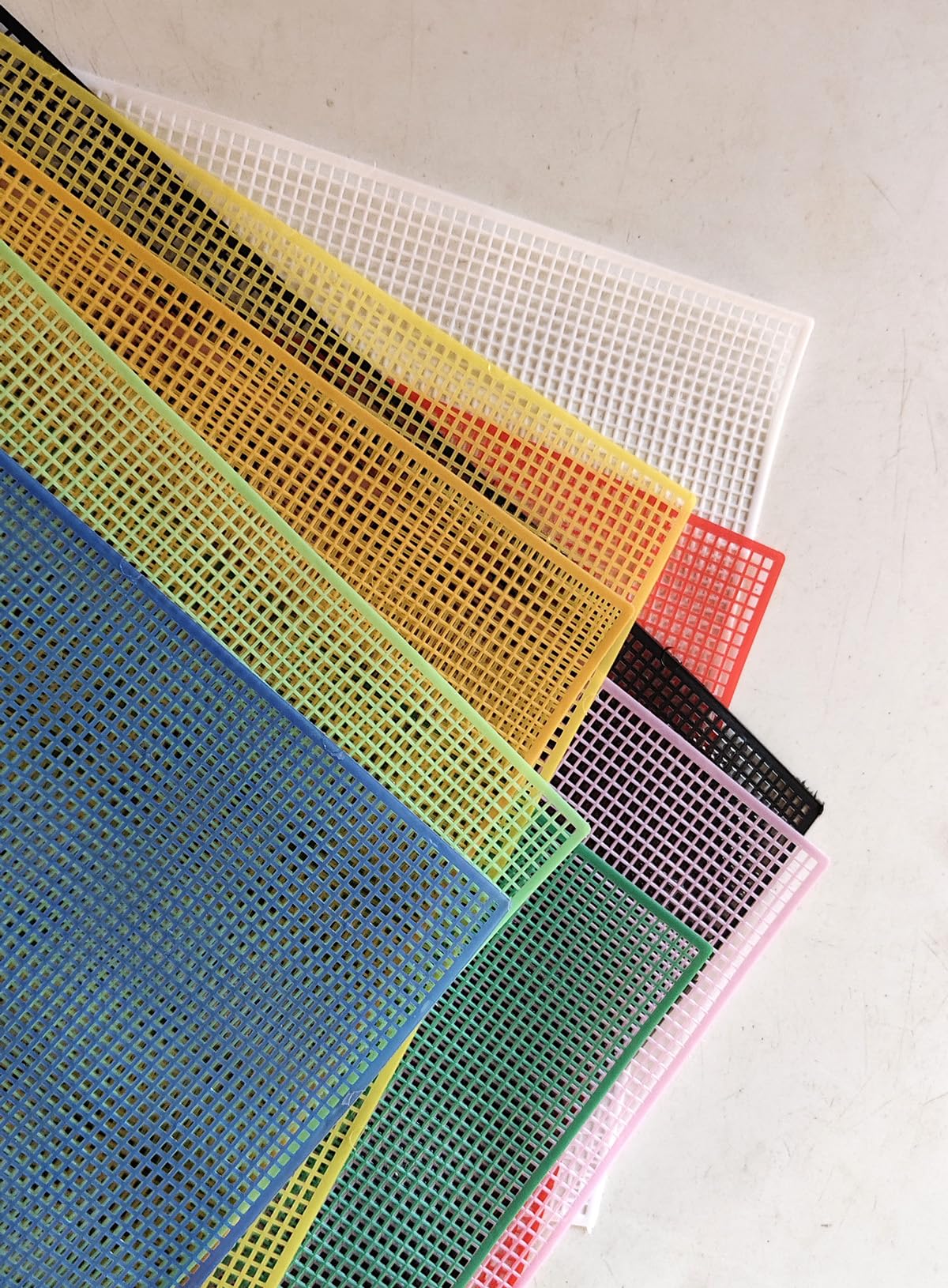 Plastic Mesh Canvas Sheets Eye Mesh Plastic Needlepoint Canvas for for Embroidery 32 x 25cm (Multicolour) 3 Pcs-image-44