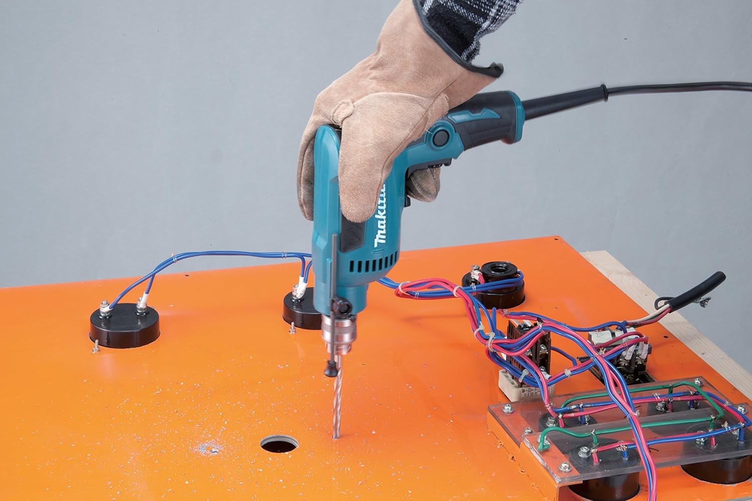 Makita DP2010 1/4" VSR Drill