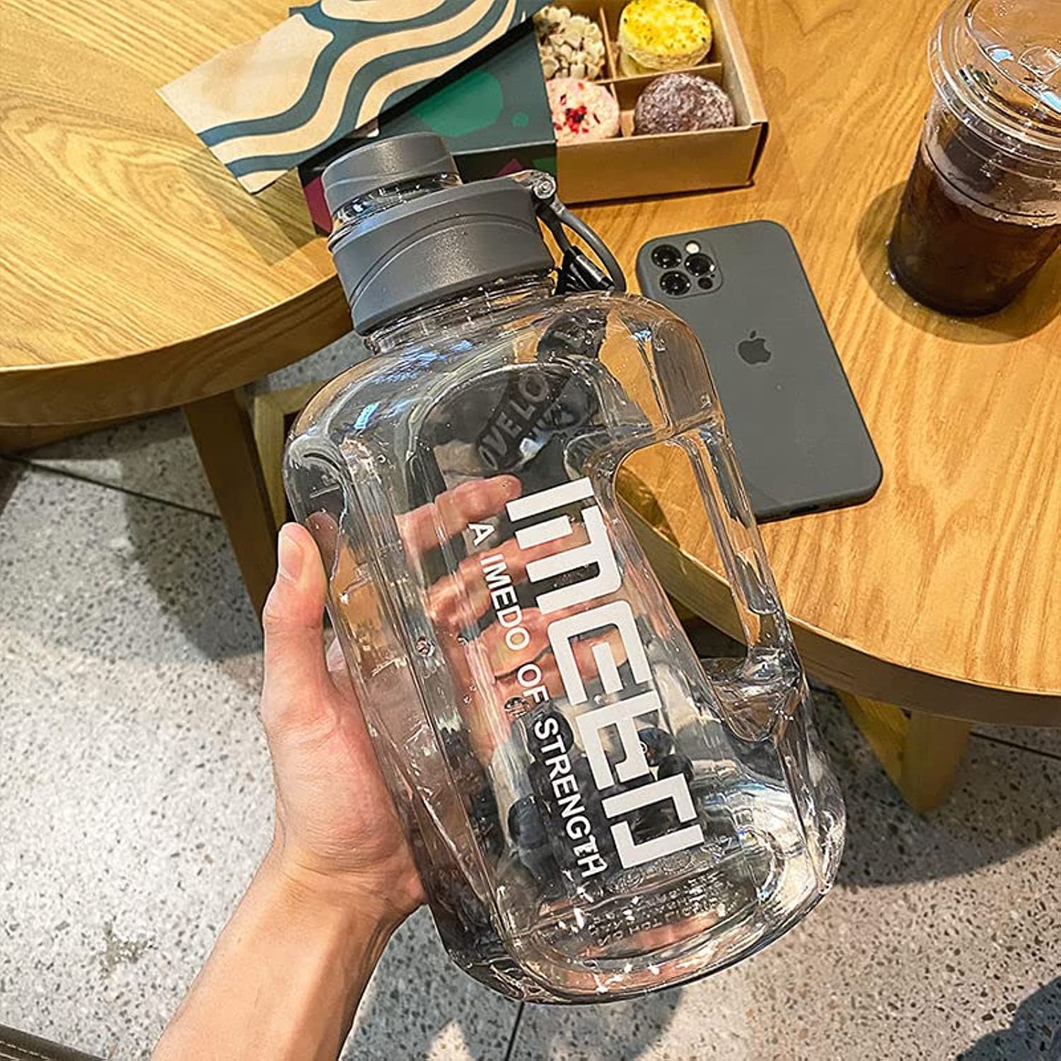 SHENGMEILarge Water Bottle 2.2 Liter, BPA-Free Drinking Big Jug, including time mark, Sports Water Bottle for Home Gym or Office and Fitness