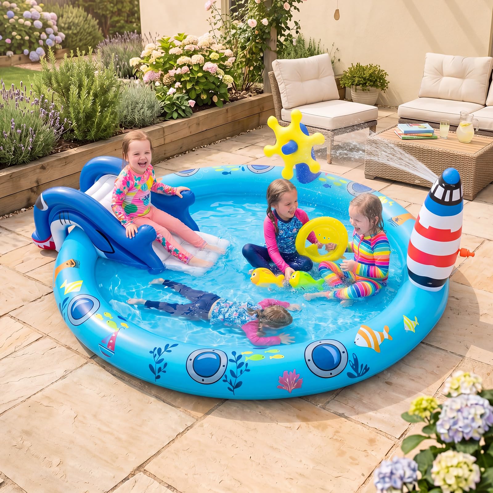 HOMASIS Piscina Gonfiabile per Bambini 2-6 Anni, Piscinetta con Scivolo Sicuro, Spruzzo a Faro e Giocattoli, Parco di Giochi in Vinile, Gonfiaggio Facile, per Cortile e Giardino, 188 x 153 x 63 cm