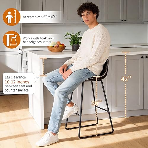 Miniatura 5 de Taburetes de bar HeuGah, juego de 2 taburetes de bar de 30" de altura, taburetes de bar de cuero sintético con respaldo, taburete moderno de Negro