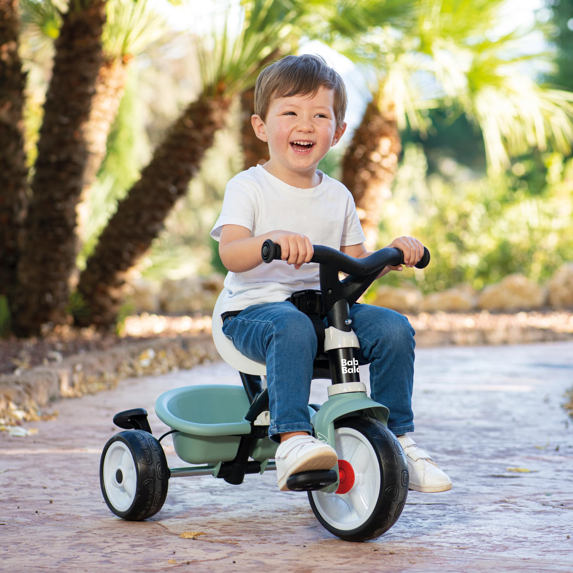 Smoby Life - Tricycle Baby Balade - Evolutif 3 en 1 - Poignée Parentale Réglable - Frein de Parking - Pare Soleil Anti-UV - Matière Recyclée - A Partir de 10 Mois Jusqu'à 3 Ans - Fabrication Espagnole