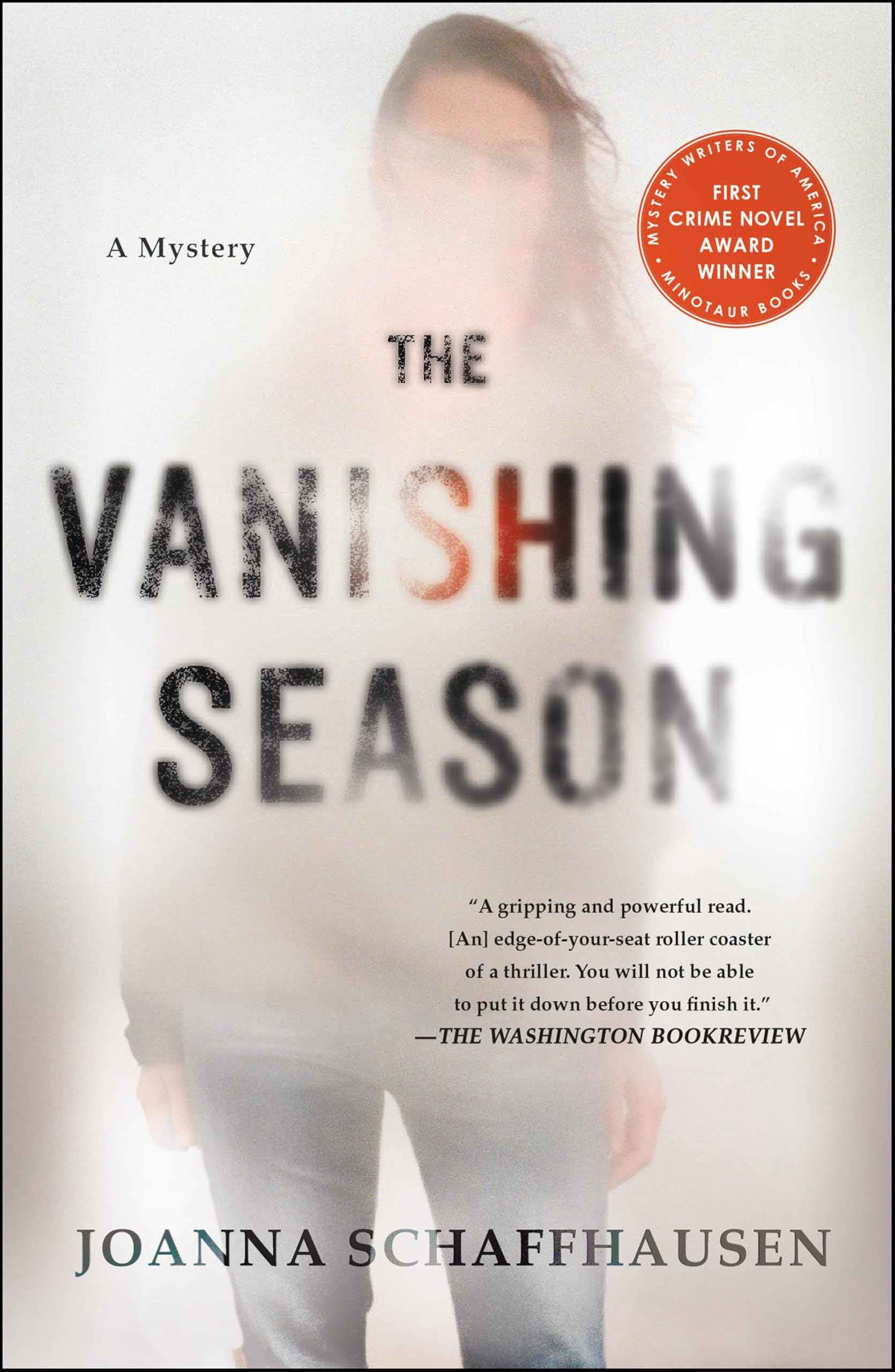 The Vanishing Season: A Mystery (Ellery Hathaway Book 1)