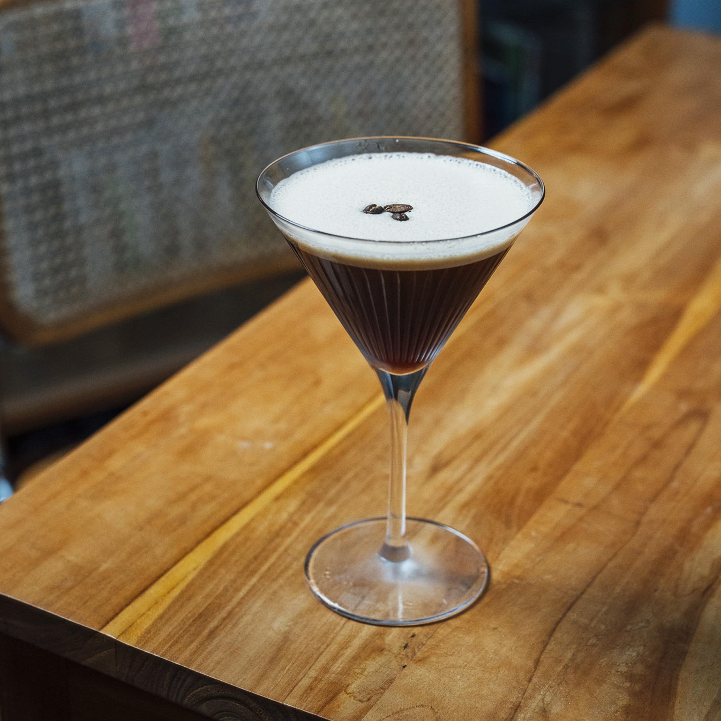 Stölzle Lausitz SOHO Kieliszki do Koktajli Zestaw 6 szt. 250ml – Eleganckie Kieliszki do Martini & Cosmopolitan – Kryształowe Kieliszki z Smukłym Designem – Nadające się do Zmywarki