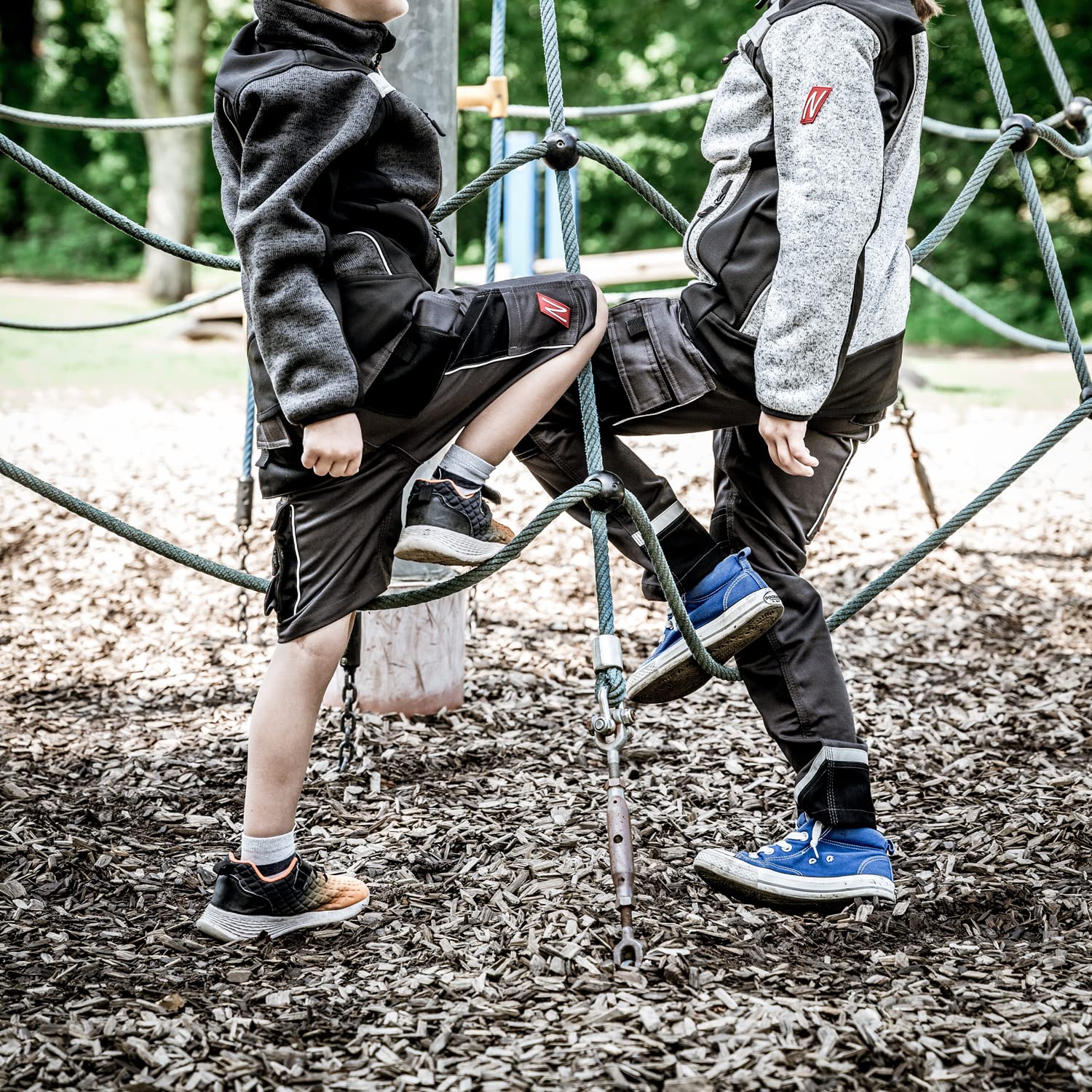 Nitras Motion TEX Kids 7612 Kinder-Outdoorhose - Arbeitshose lang - Garten-Hose mit Werkzeug-Taschen & Gummizug im Bund