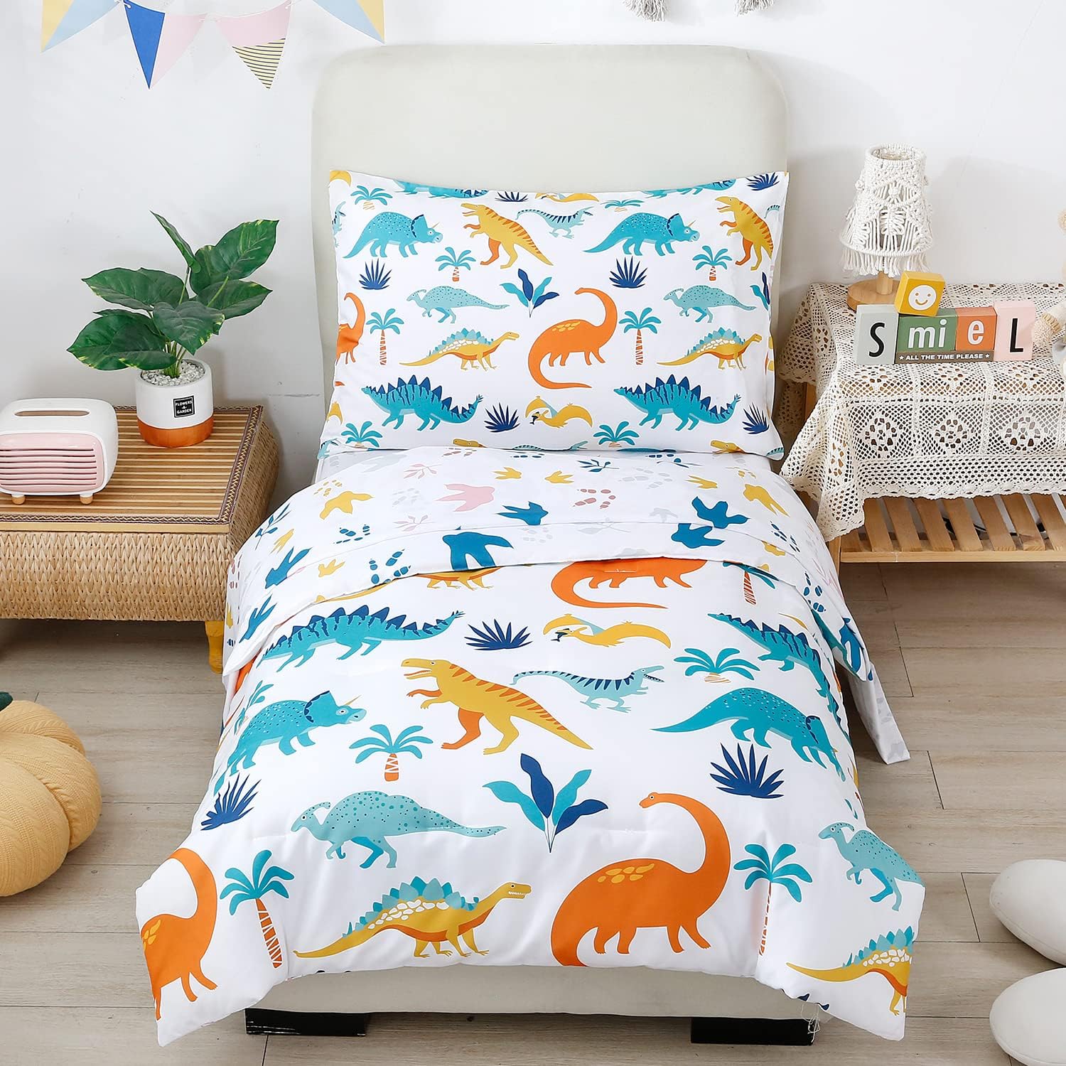 PERFEMET 4 Pieces Comforter Set Twin Size Boys Teens Bedding Set Colorful Dinosaur Print Kids Comforter Lightweight All Season Use Reversible Bedding(Colorful, Twin)